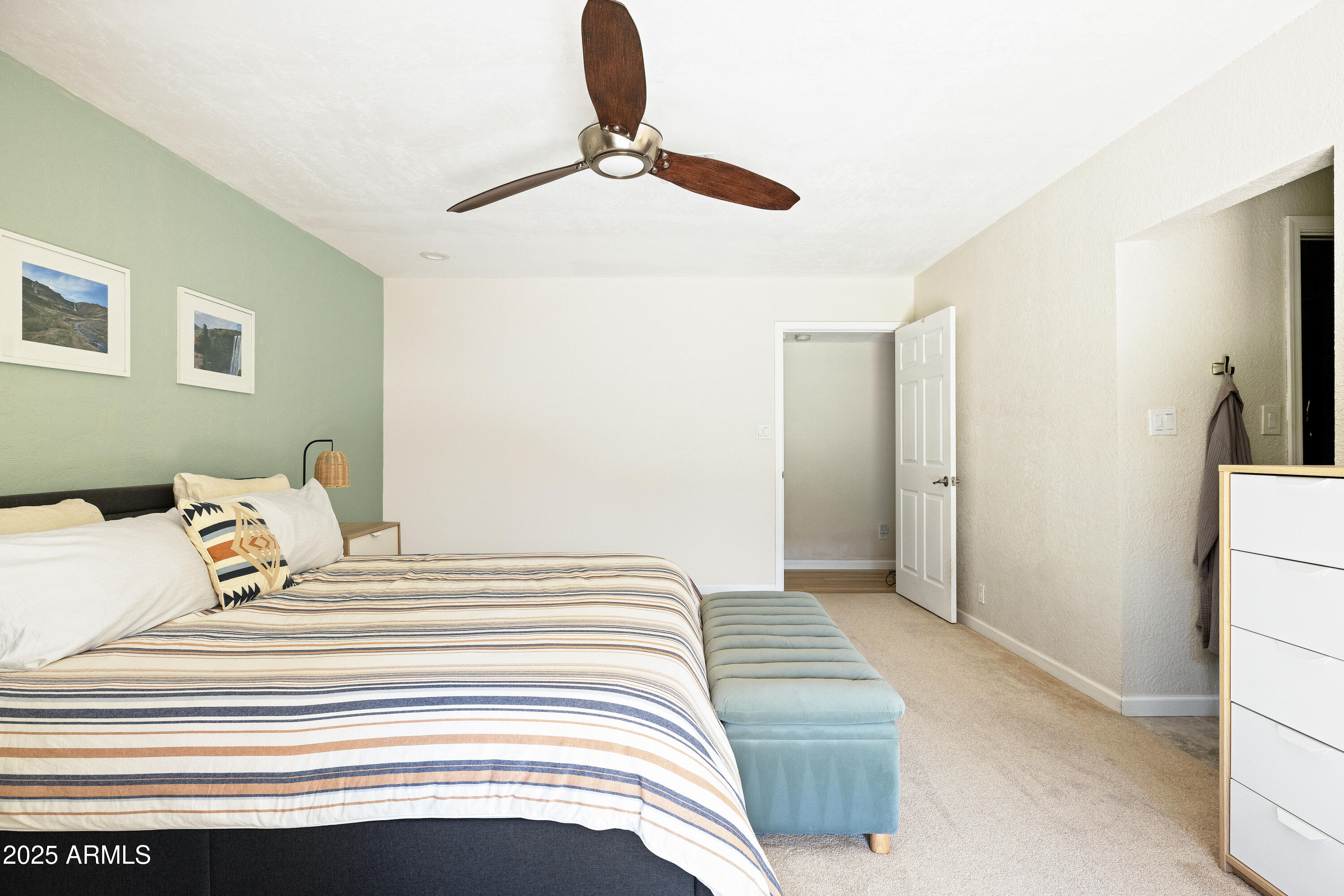 2349 E SAHUARO Drive