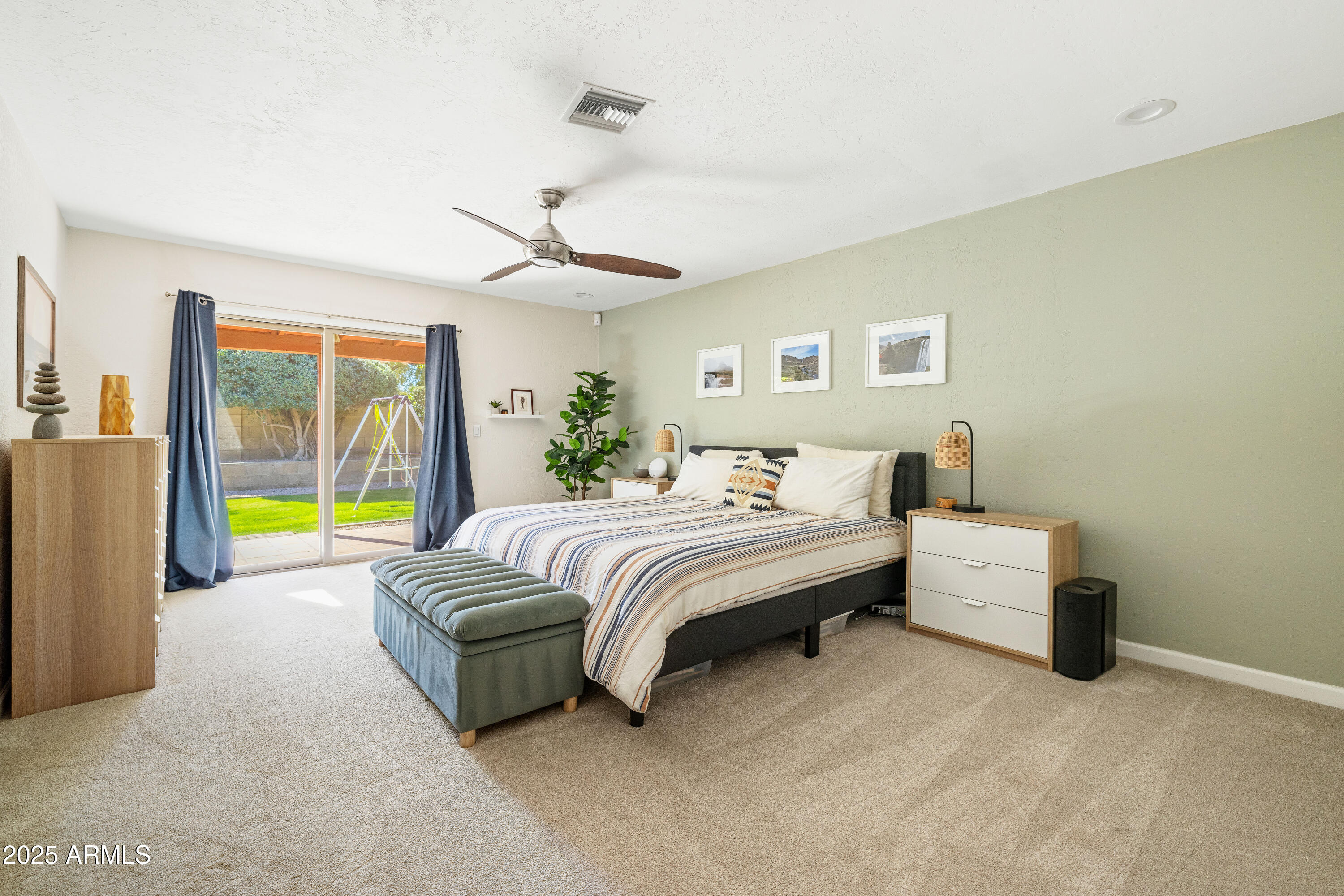 2349 E SAHUARO Drive