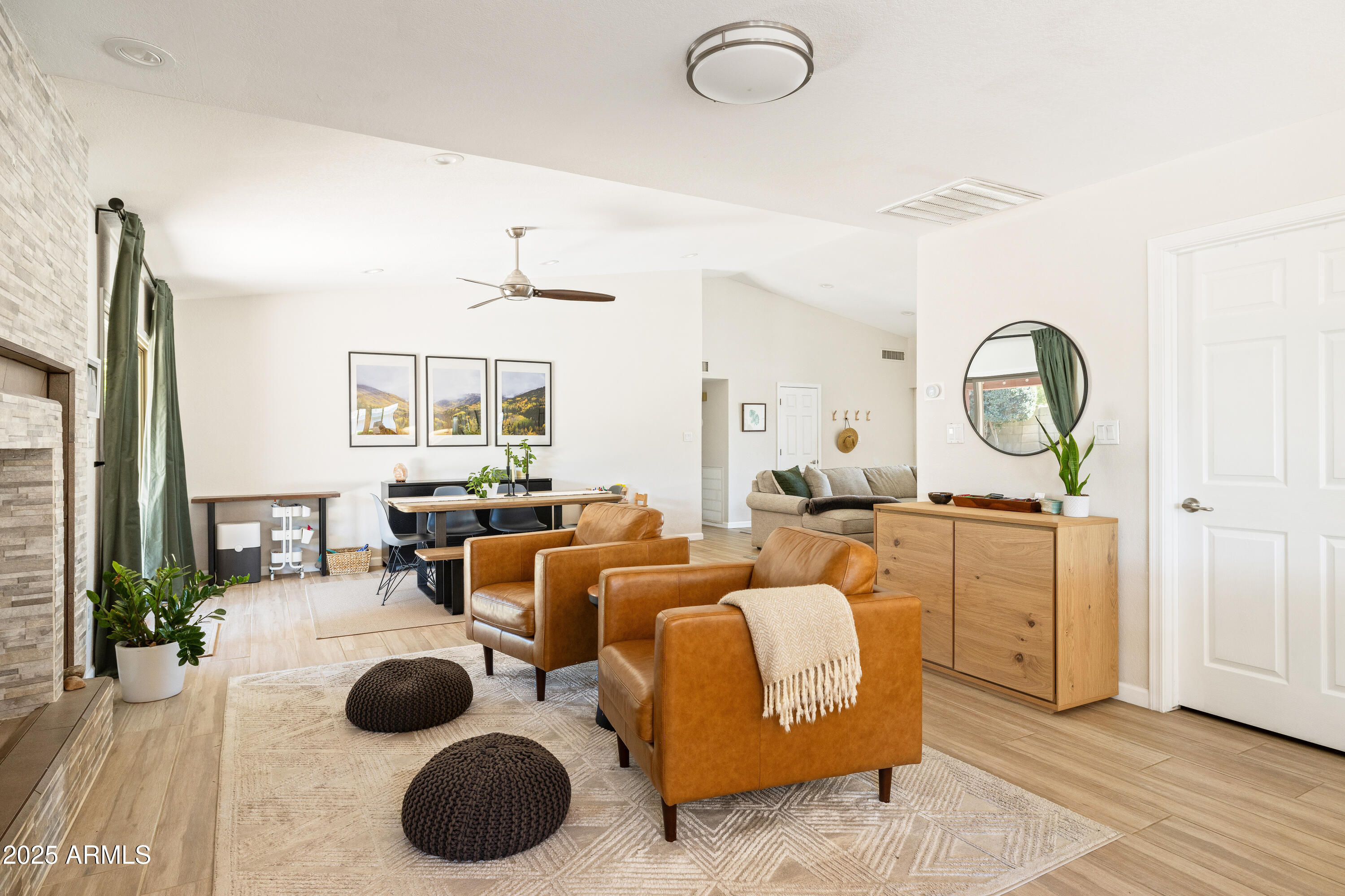 2349 E SAHUARO Drive