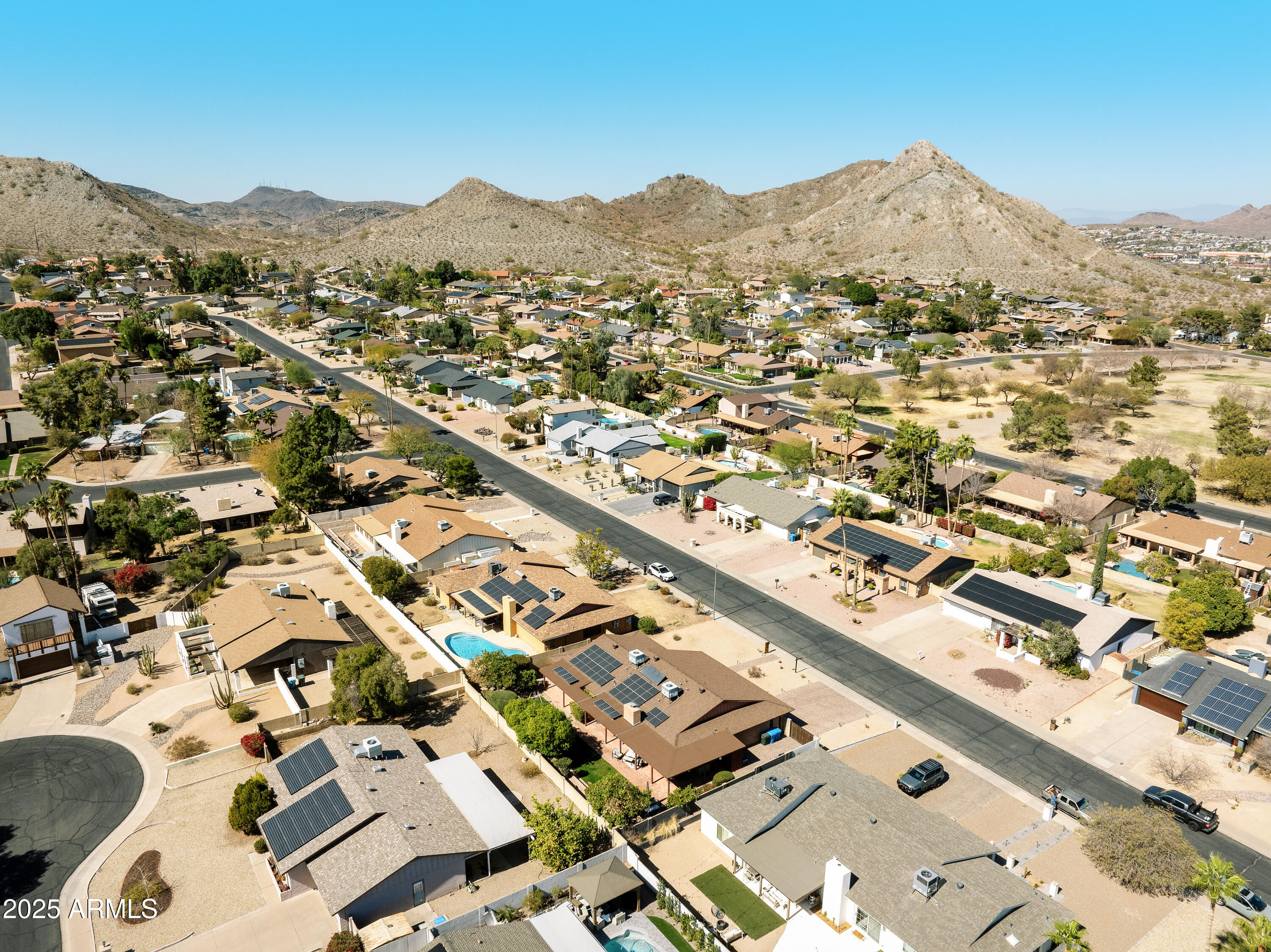 2349 E SAHUARO Drive
