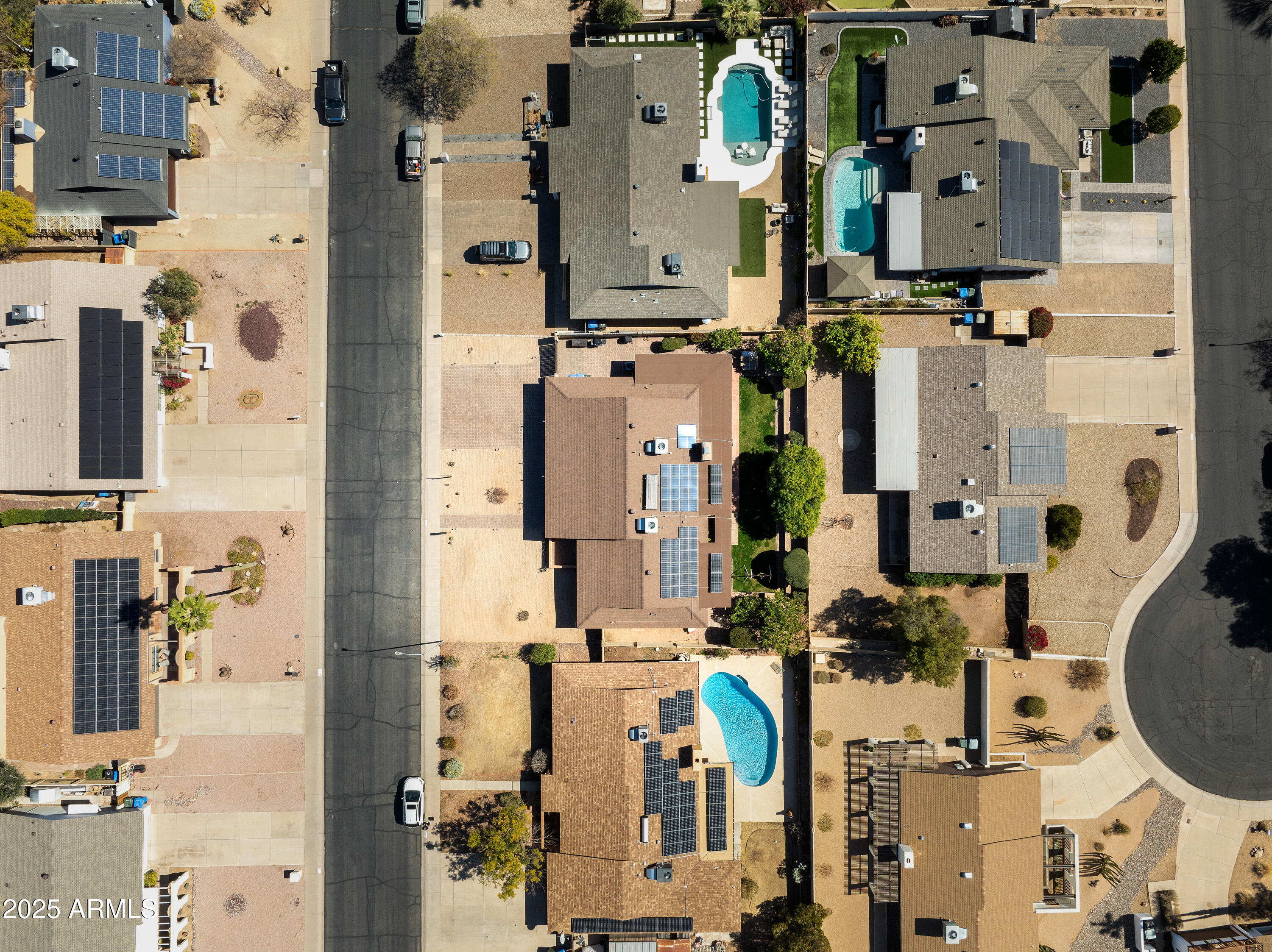 2349 E SAHUARO Drive