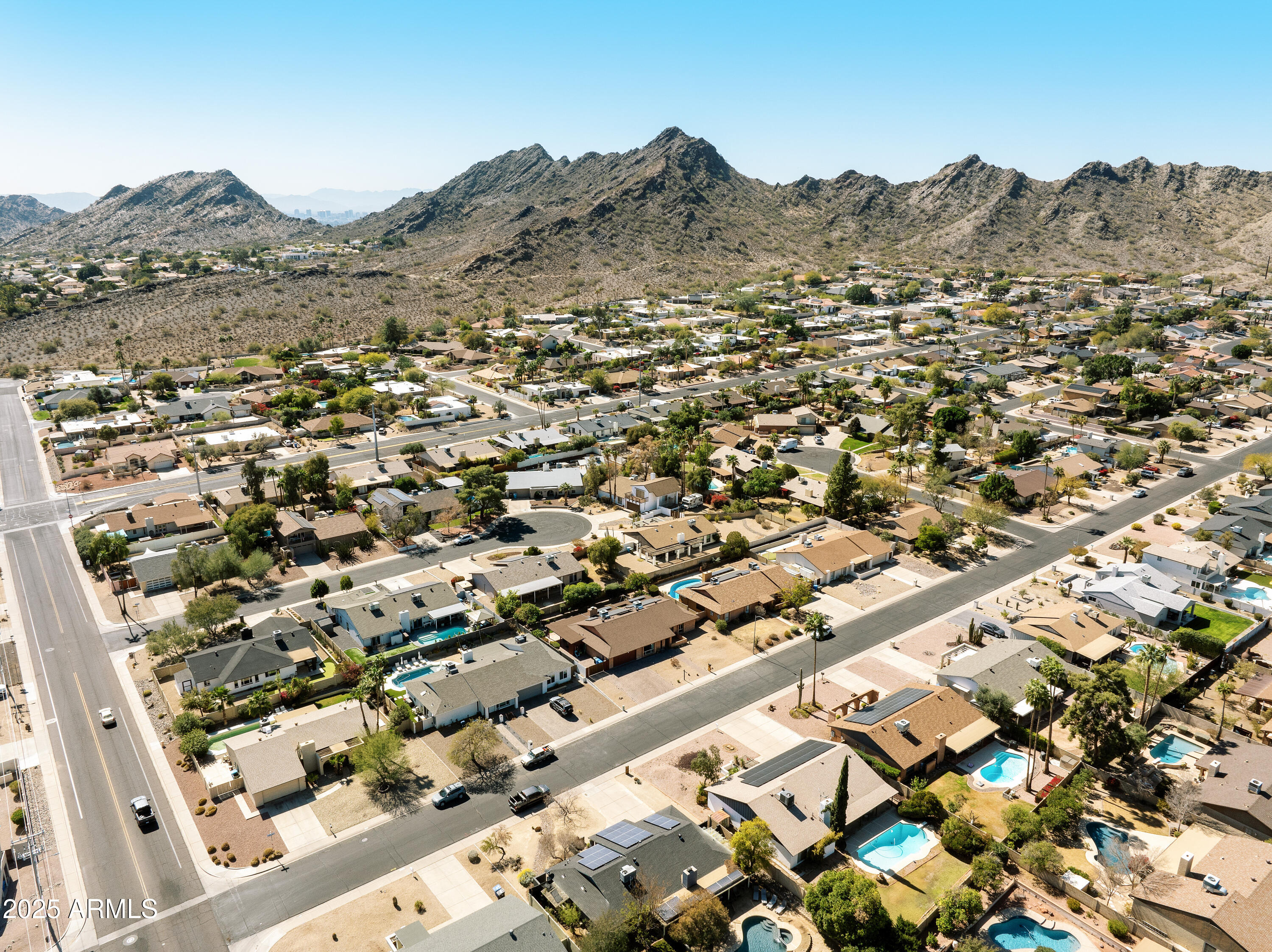 2349 E SAHUARO Drive
