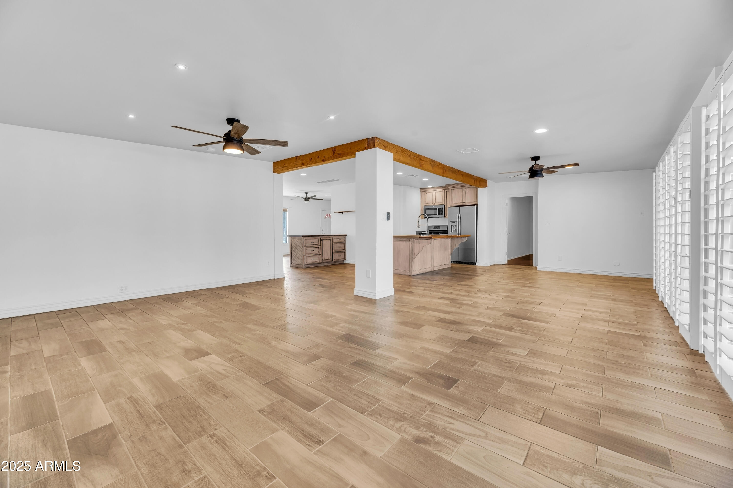 1942 E Mitchell Drive