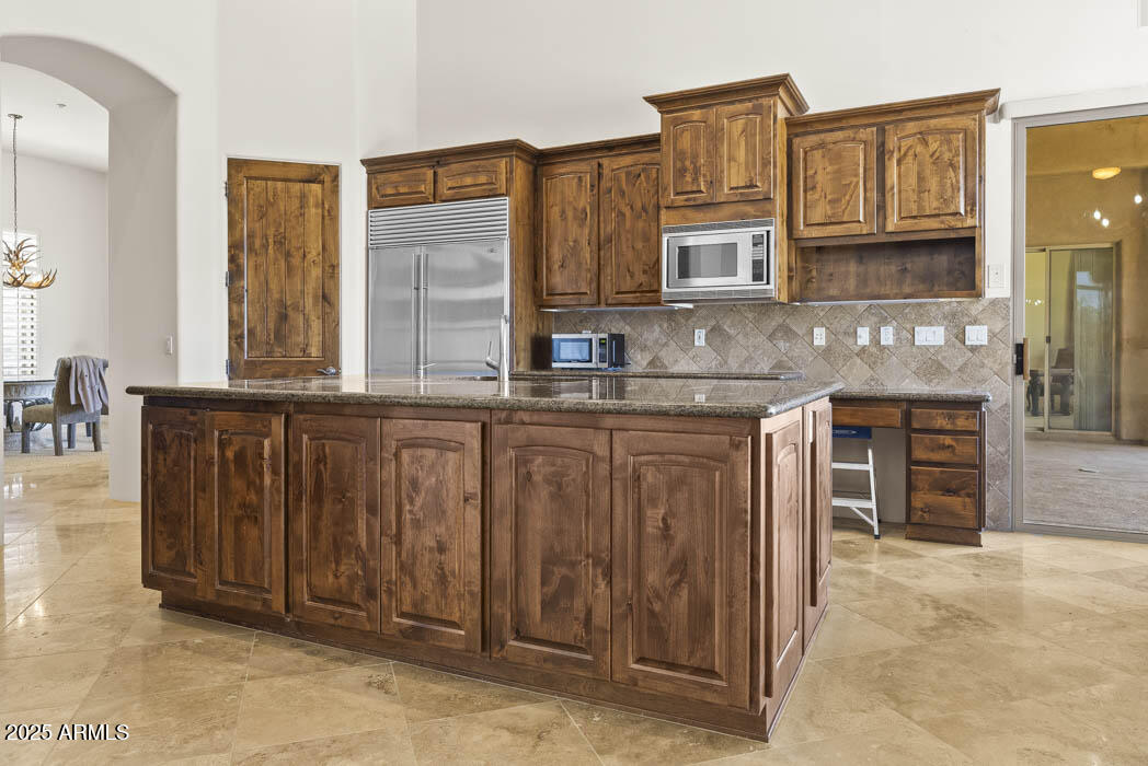 7603 E SOARING EAGLE Way