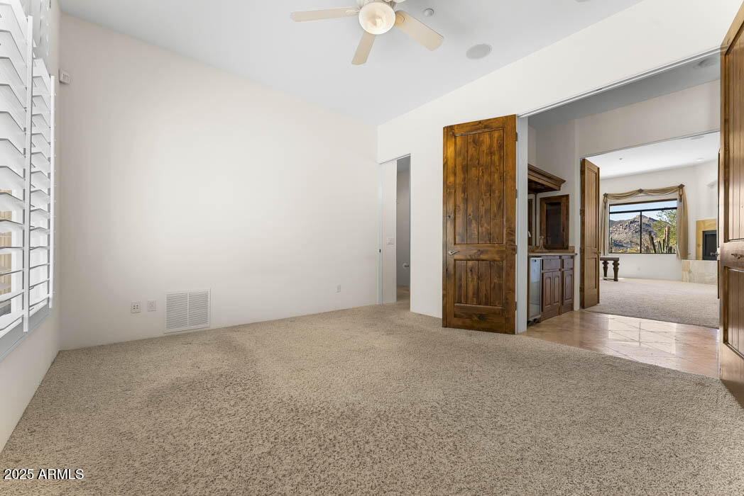 7603 E SOARING EAGLE Way