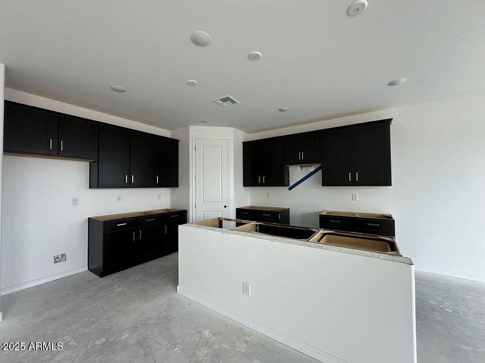 22840 E ROUNDUP Way