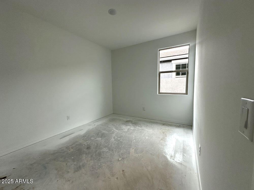 22840 E ROUNDUP Way