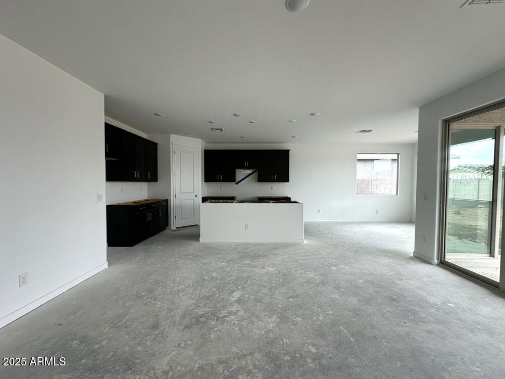 22840 E ROUNDUP Way