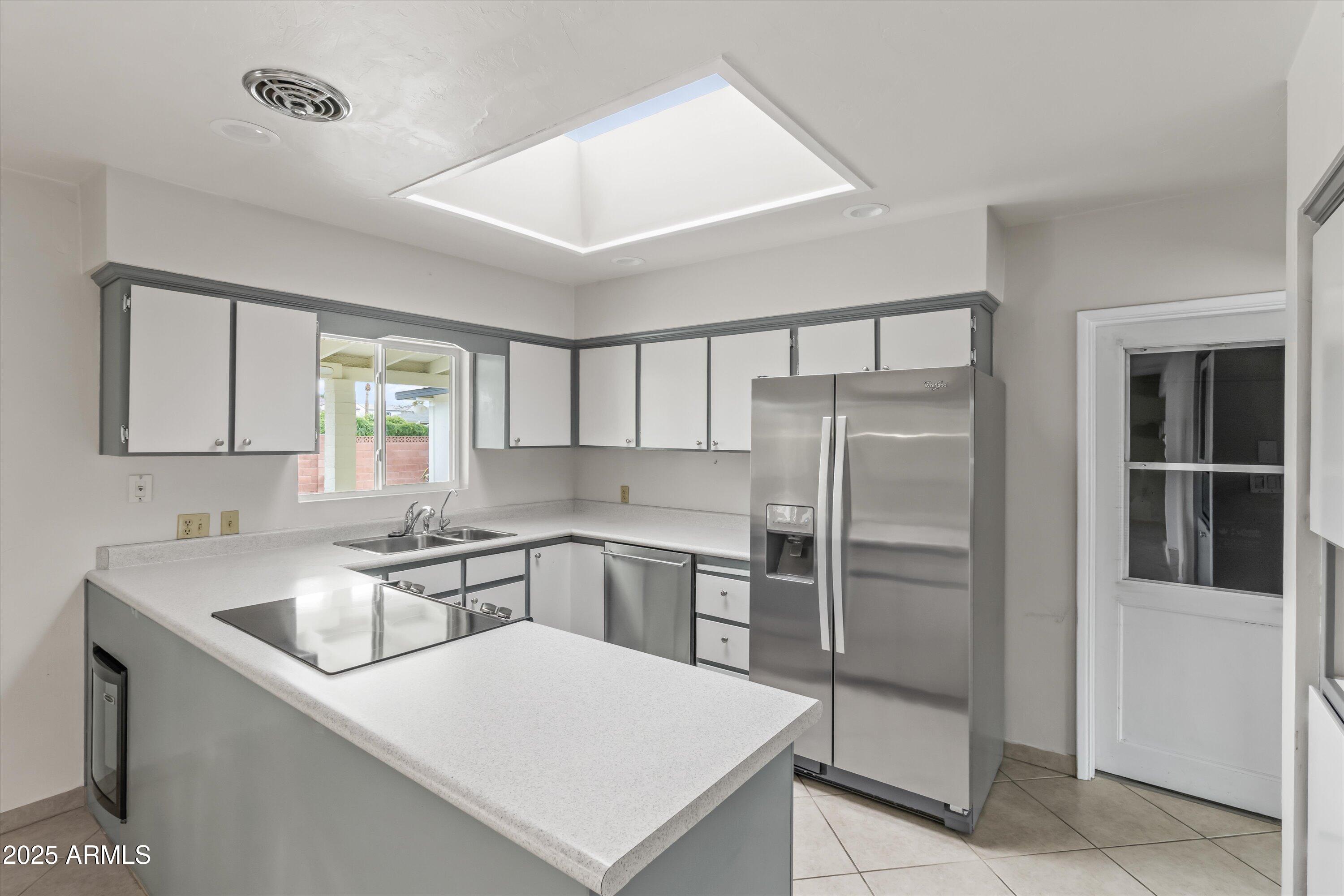 1509 W Tuckey Lane