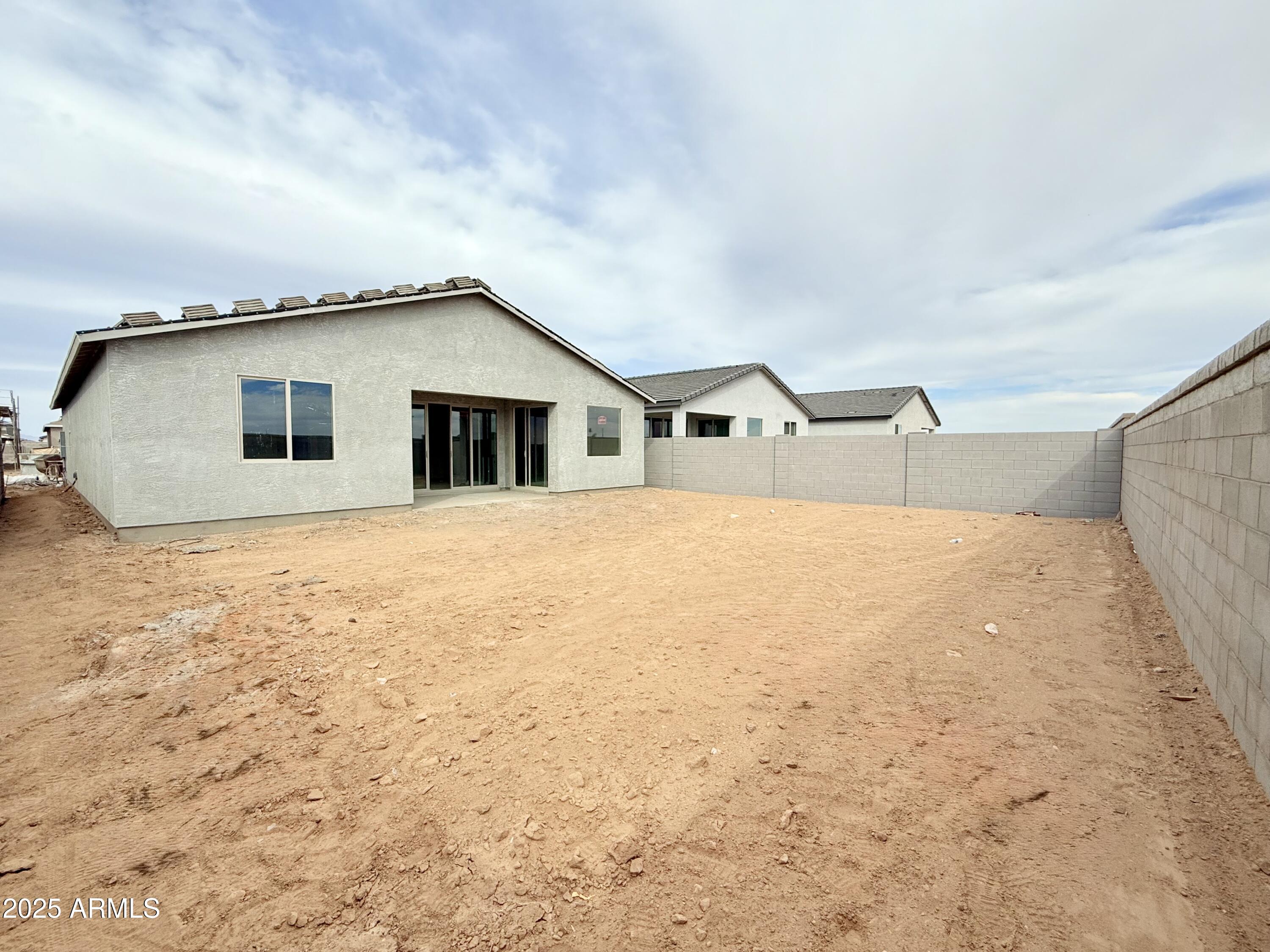 2415 E SPUR Drive