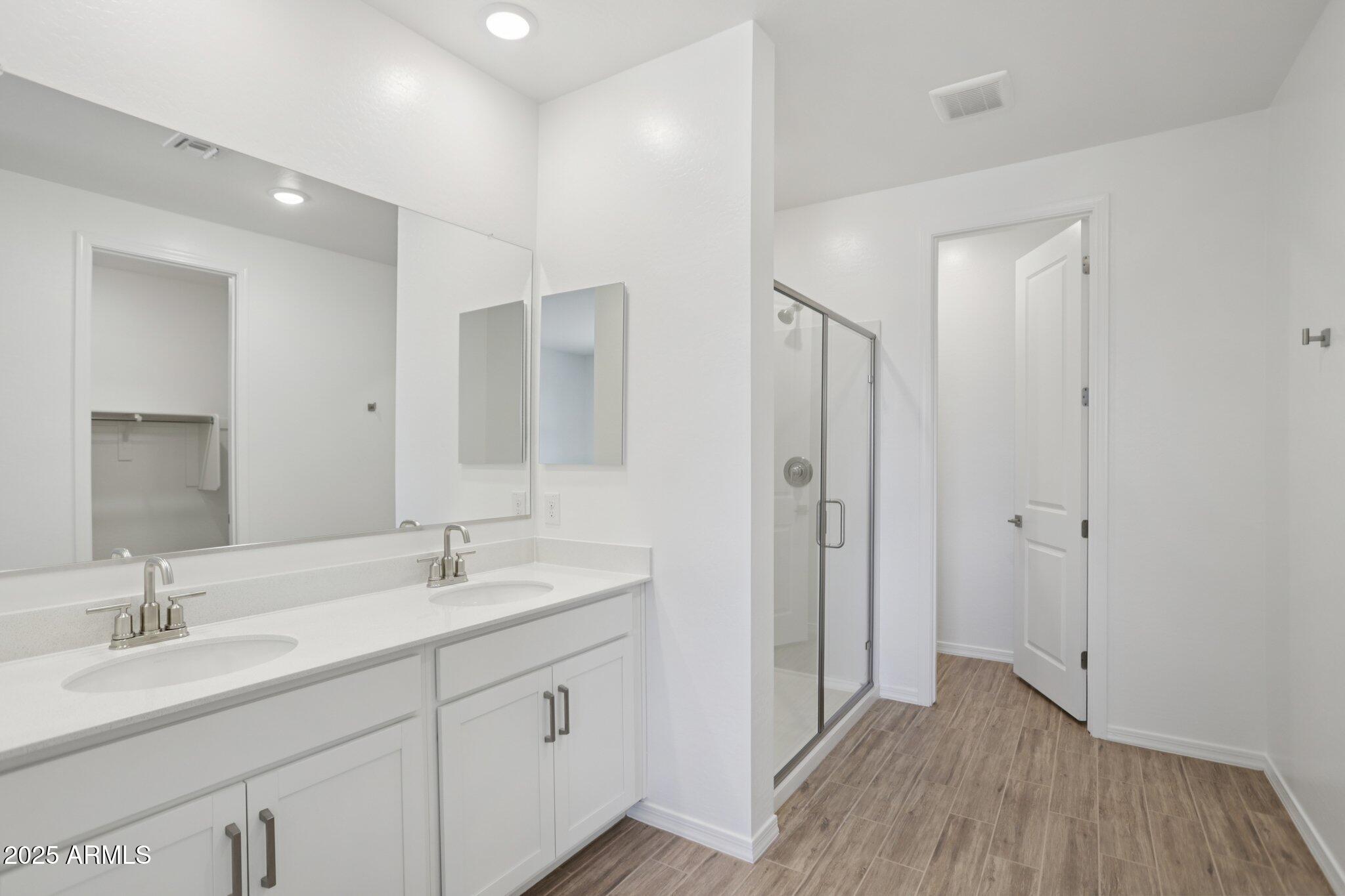 7701 W AVENIDA DEL REY