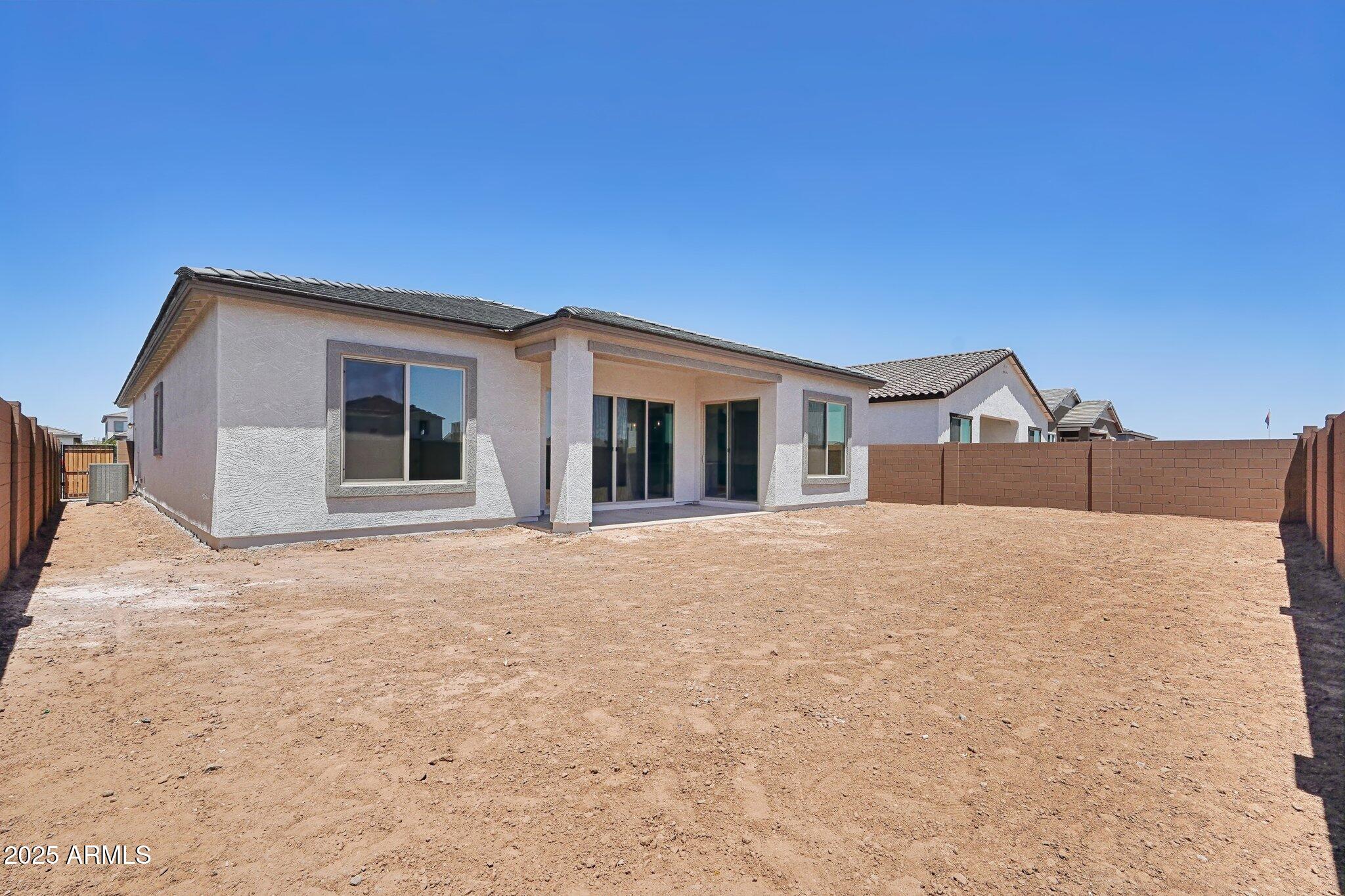 22685 E SADDLE Way