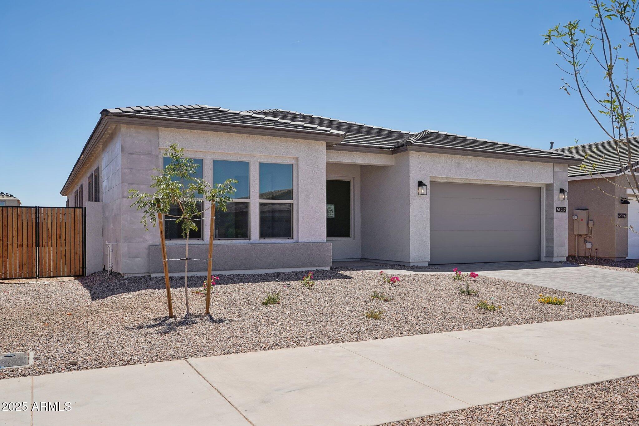22685 E SADDLE Way