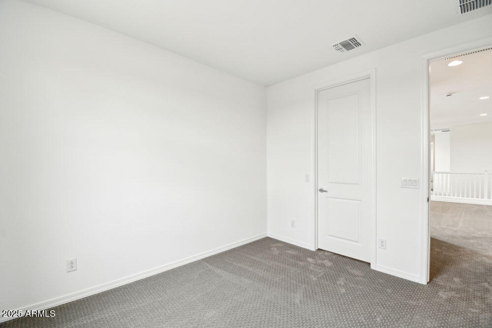 2207 W CHISUM Trail