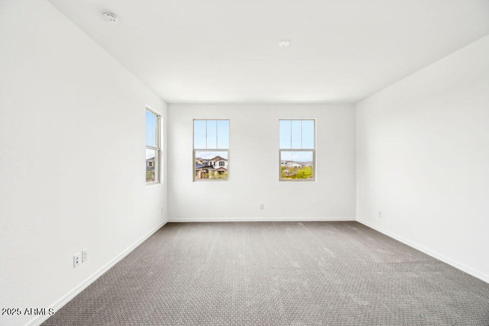 2207 W CHISUM Trail