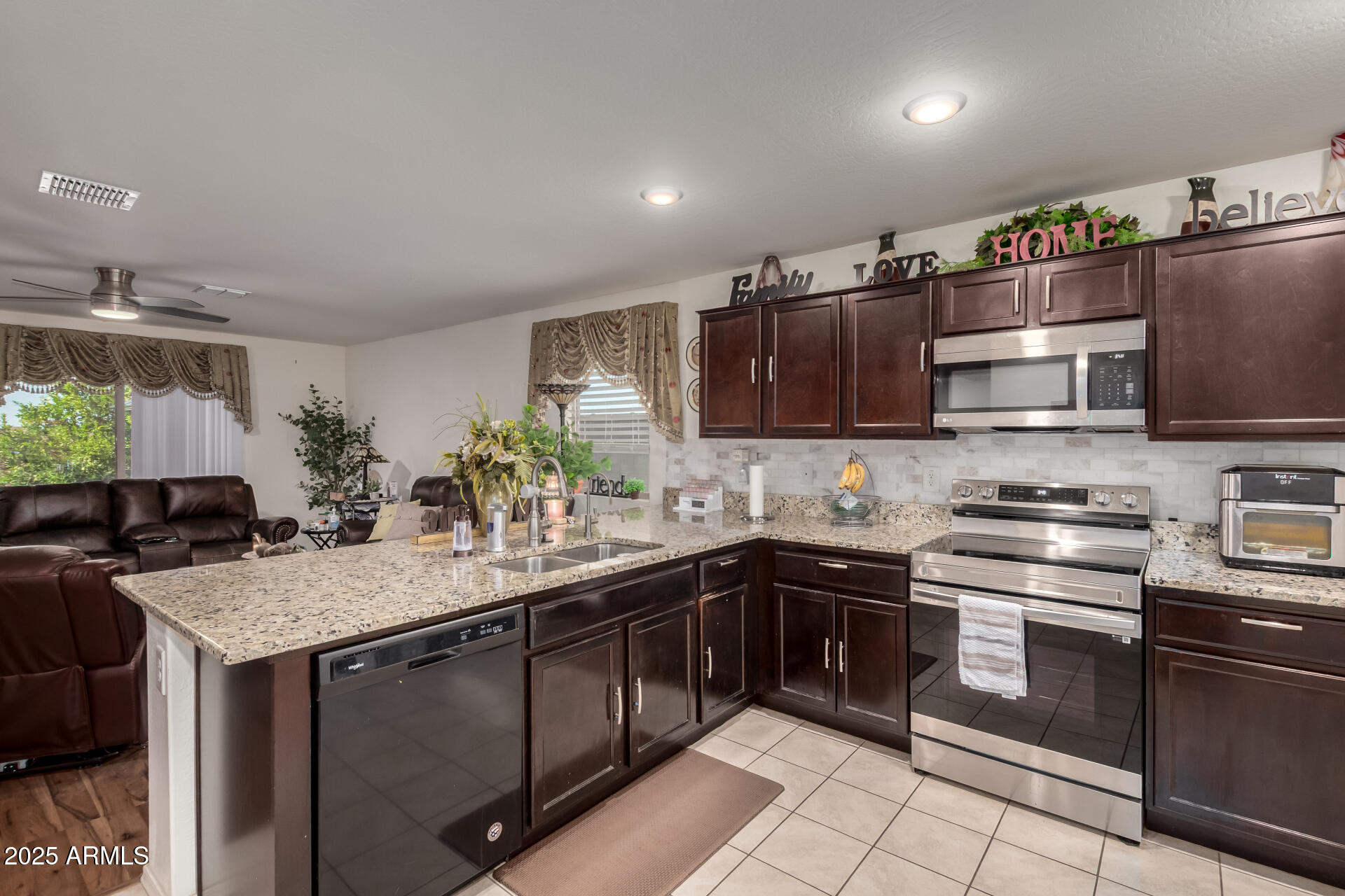13070 E DESERT LILY Lane