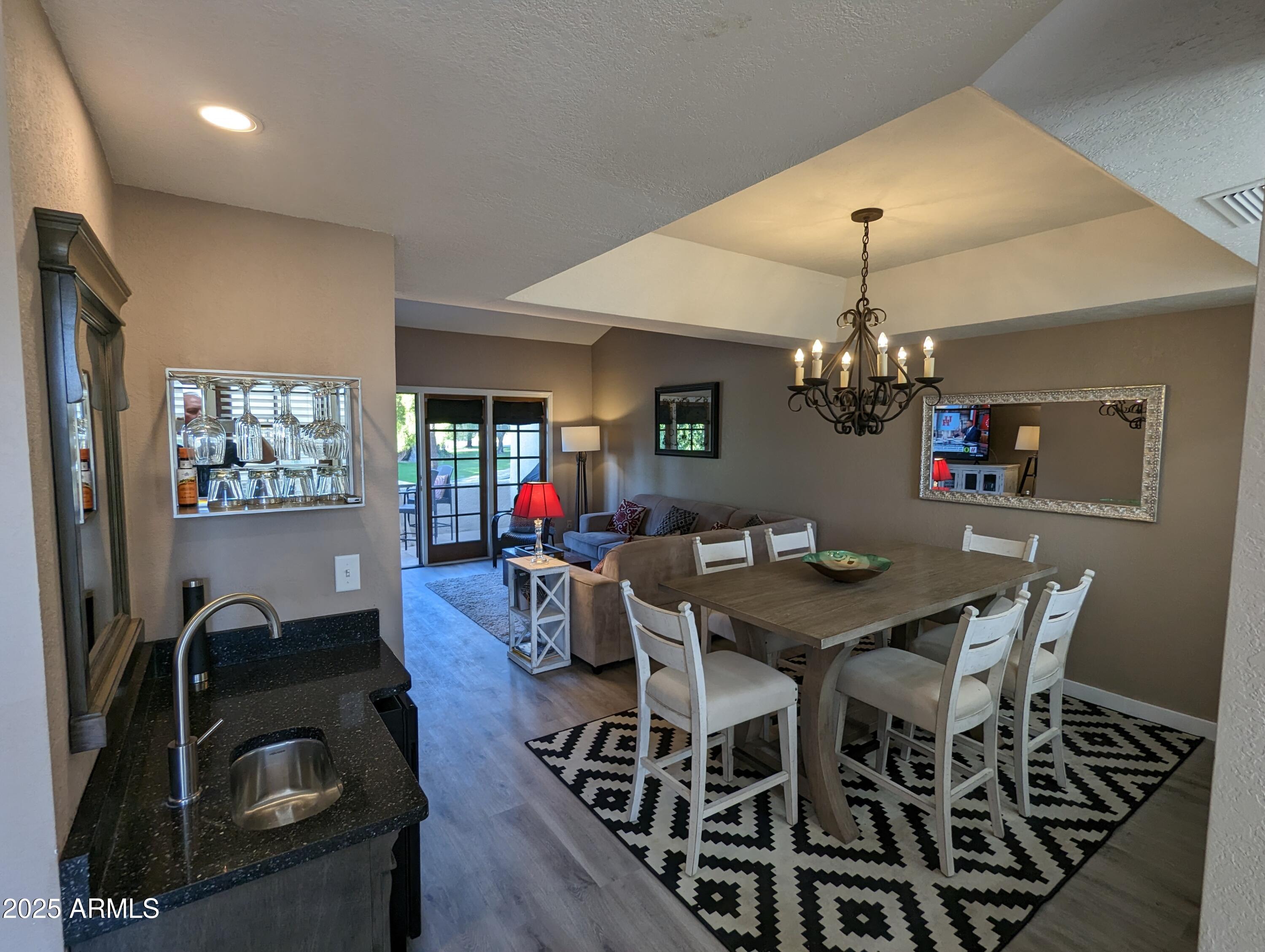 6244 N 30TH Place