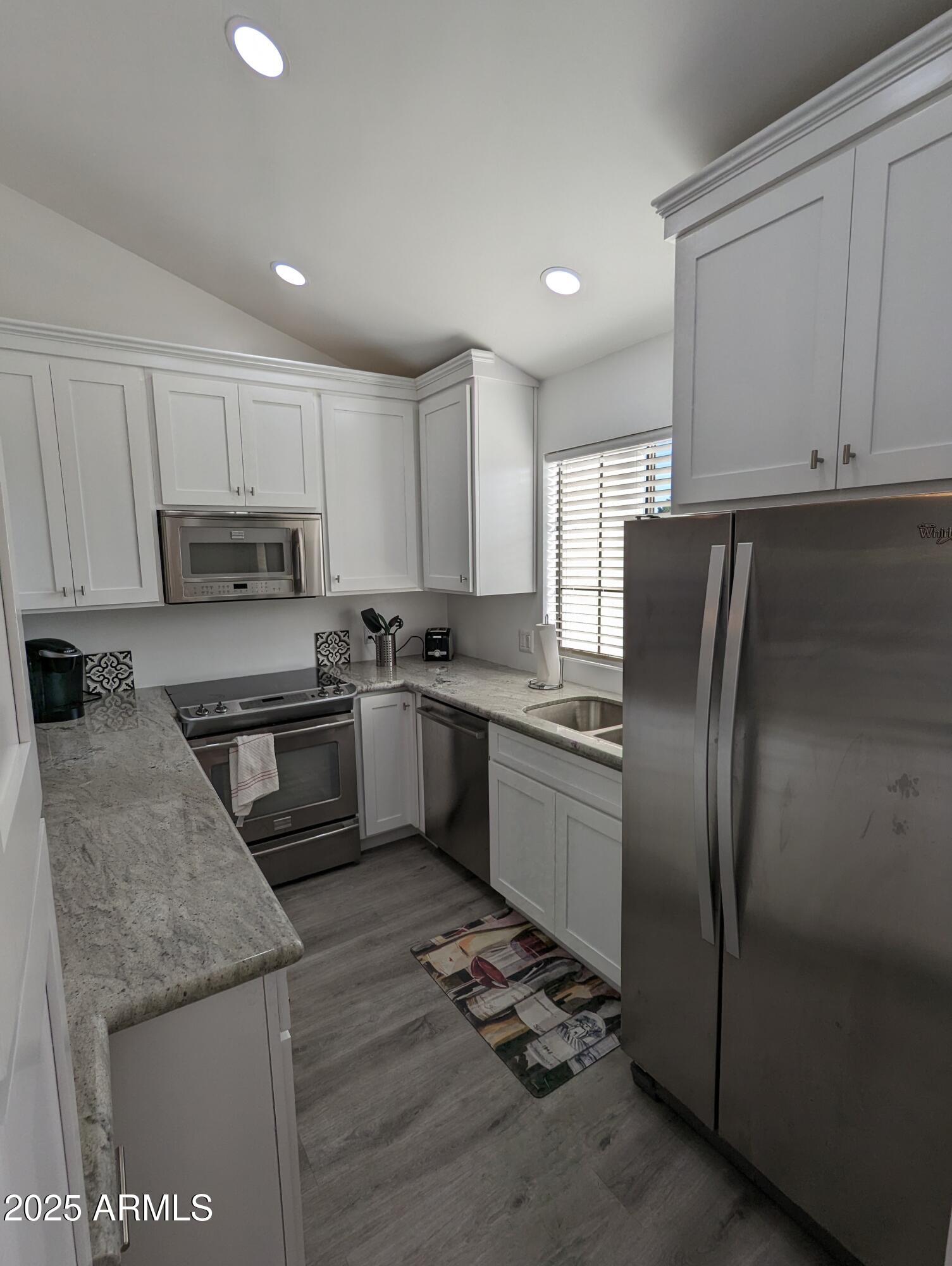 6244 N 30TH Place