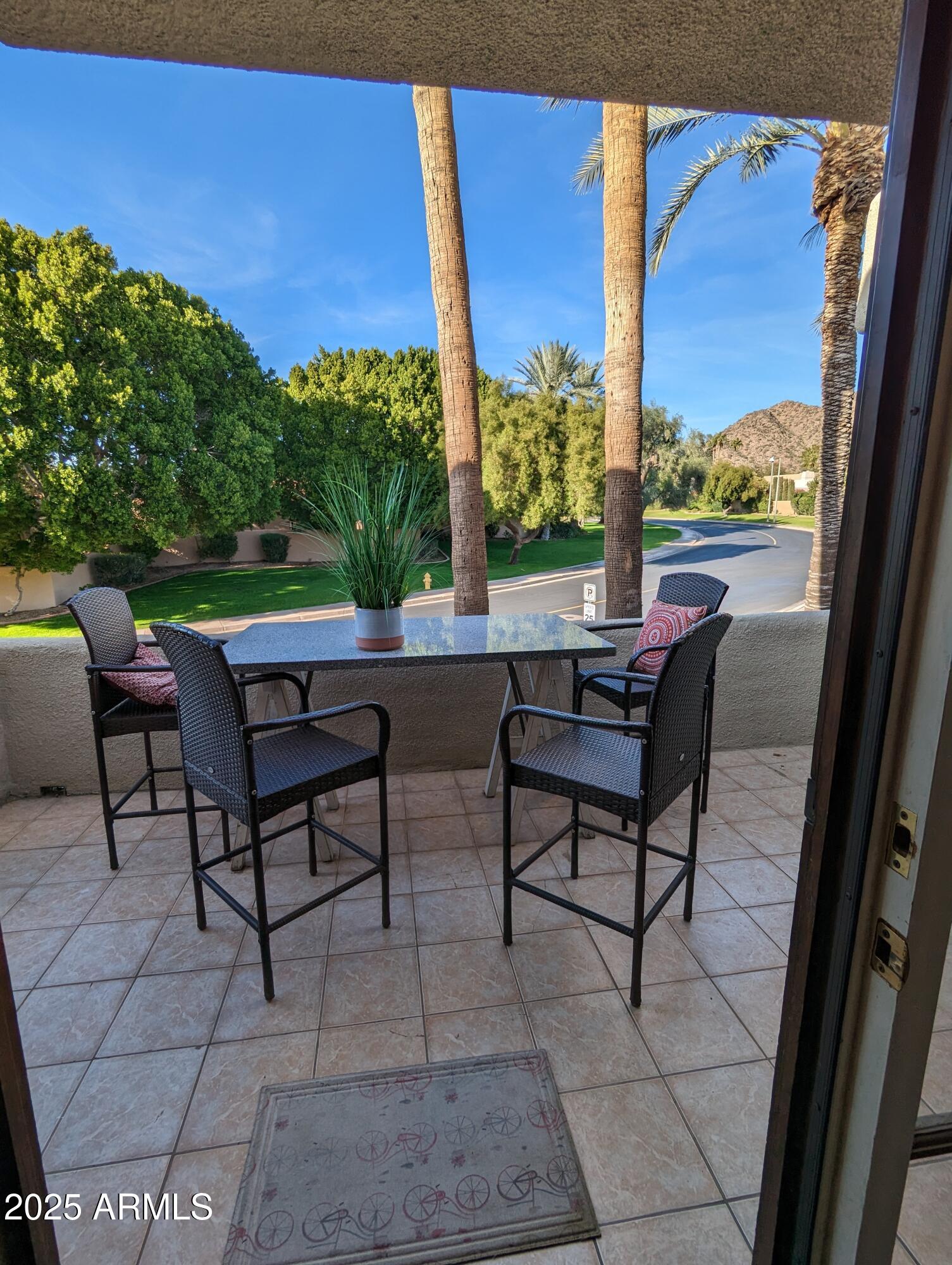 6244 N 30TH Place