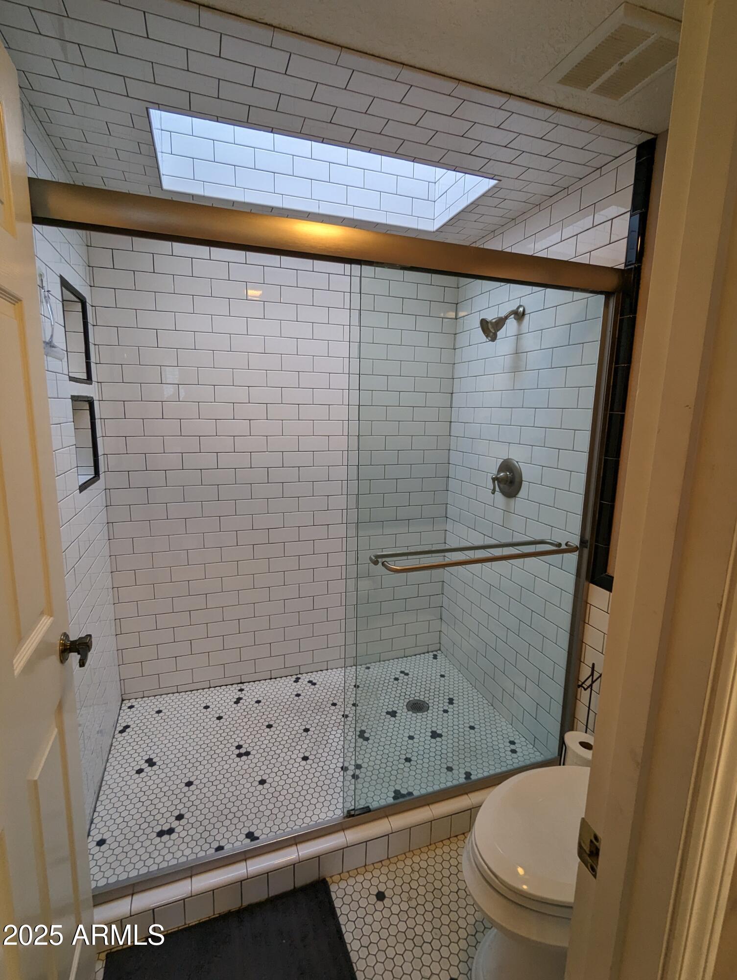 6244 N 30TH Place