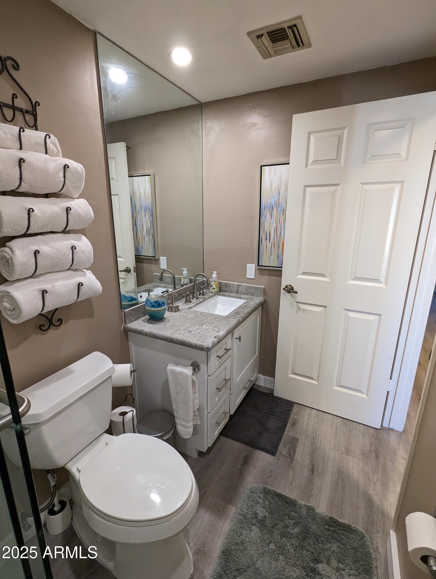 6244 N 30TH Place