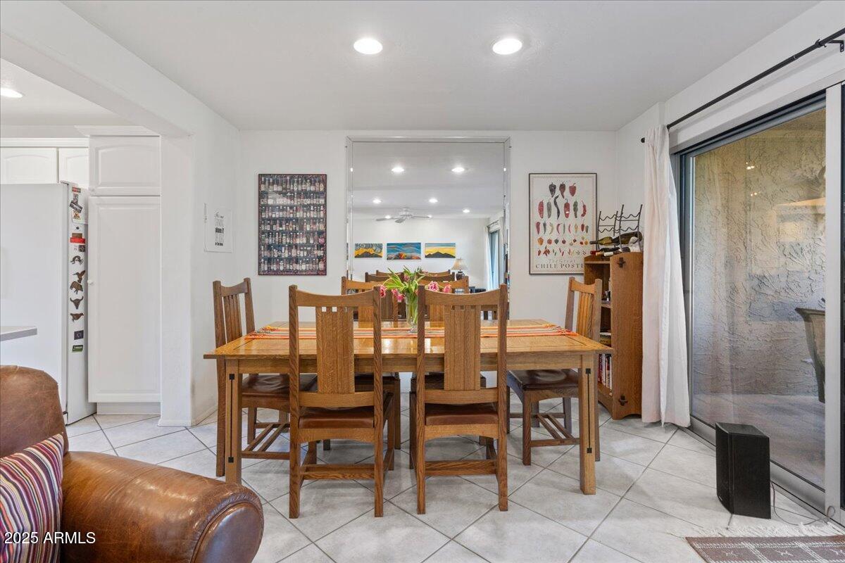 7312 N VIA CAMELLO DEL NORTE Street 95
