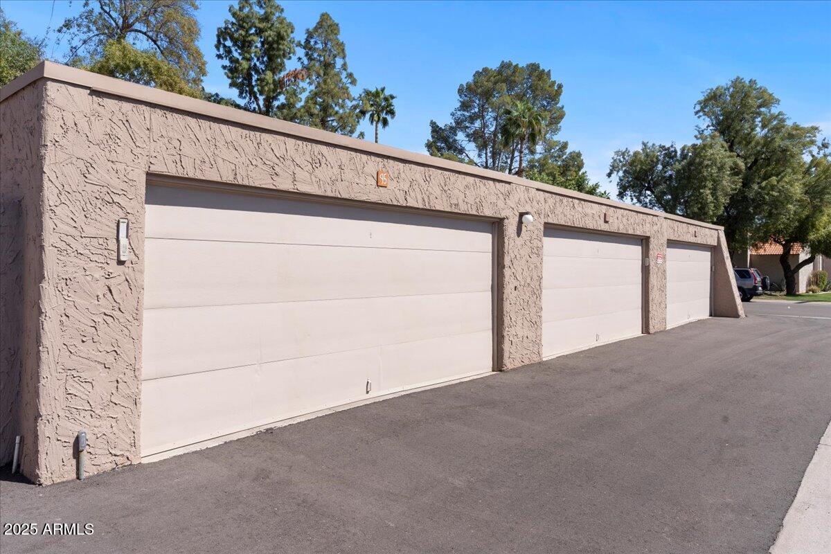 7312 N VIA CAMELLO DEL NORTE Street 95