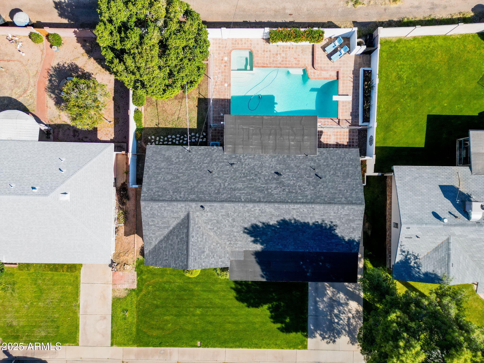 3338 E TURNEY Avenue