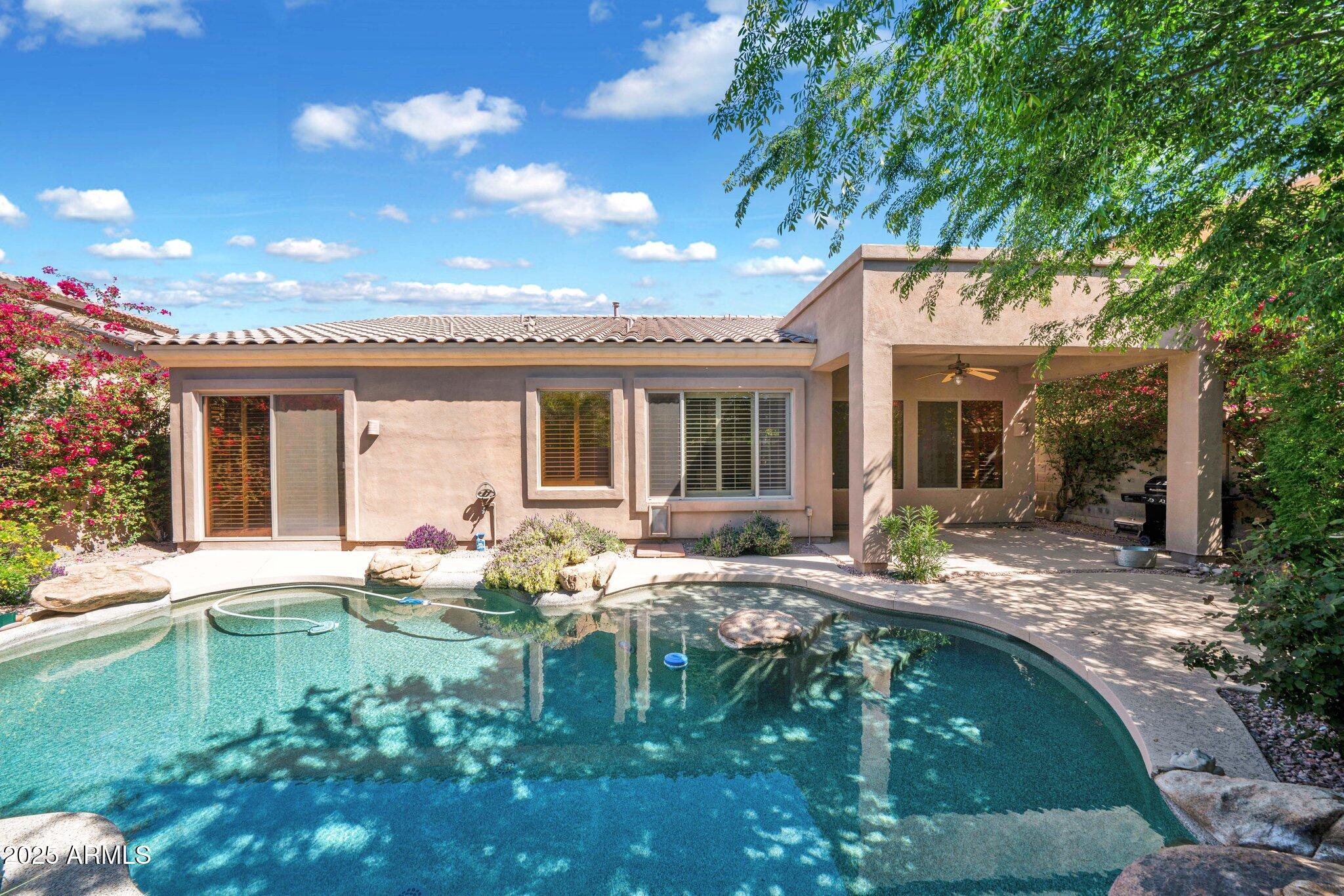 7507 E De La O Road
