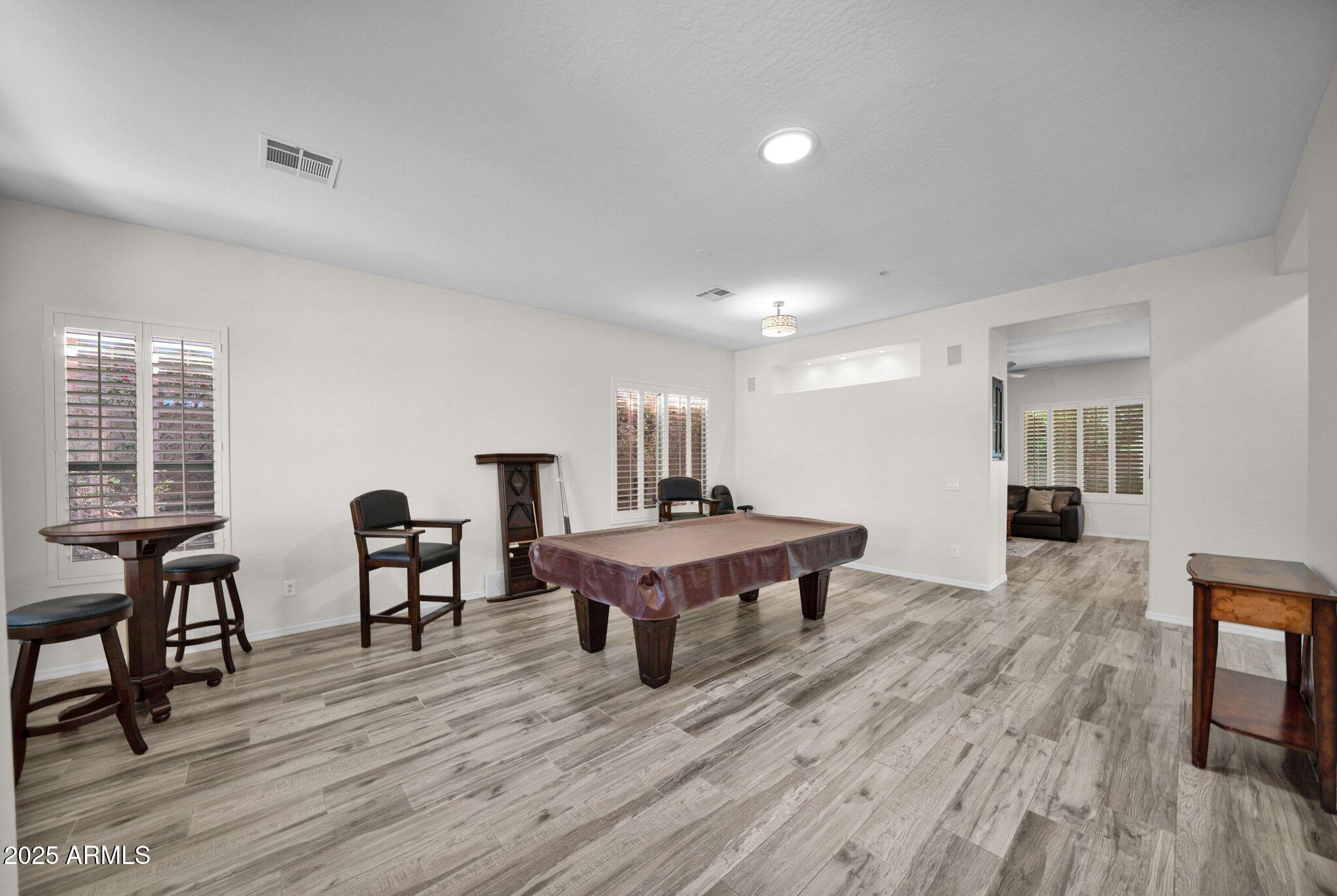 7507 E De La O Road