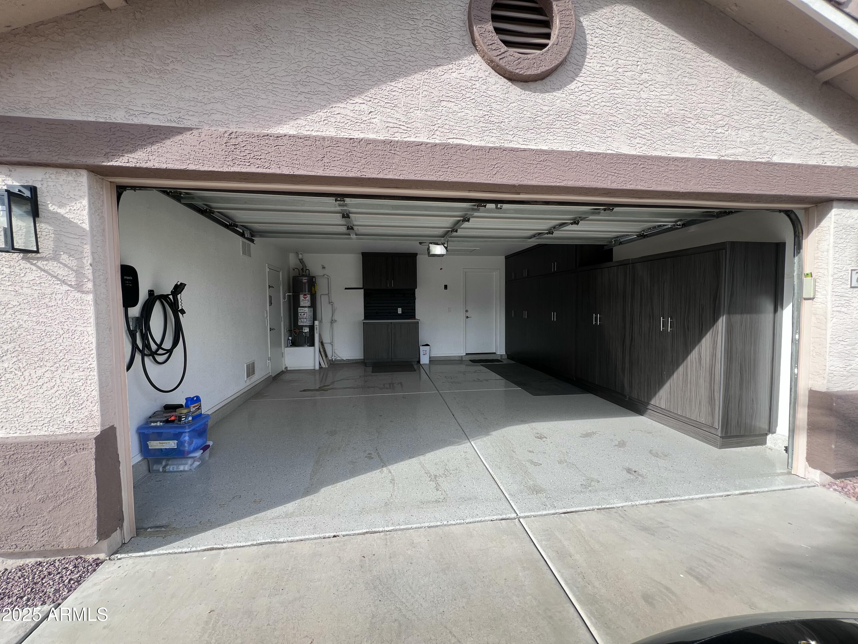 7914 W SALTER Drive