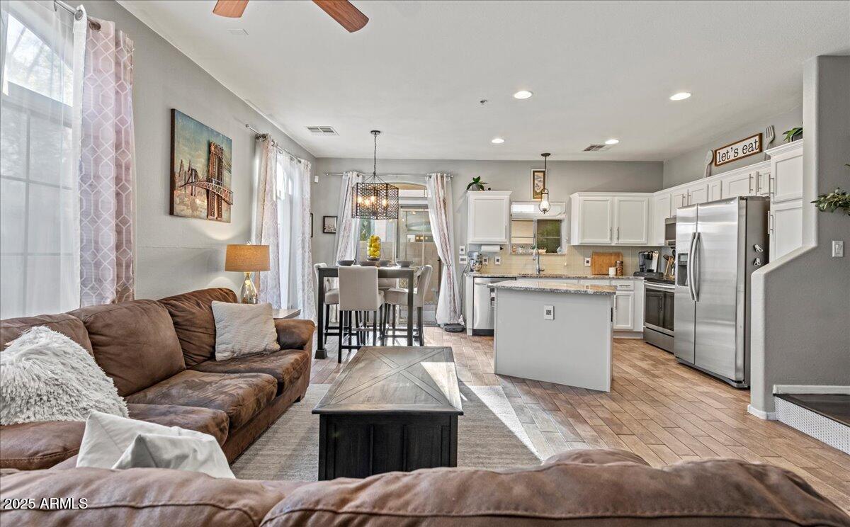 2727 N PRICE Road 26
