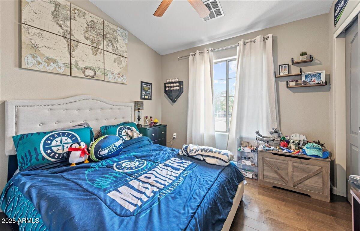 2727 N PRICE Road 26