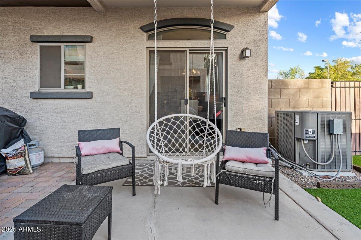 2727 N PRICE Road 26