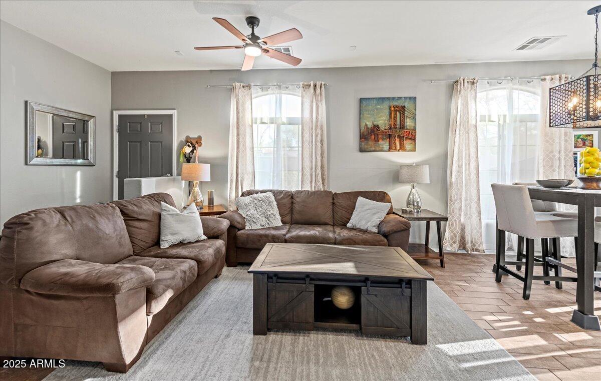 2727 N PRICE Road 26