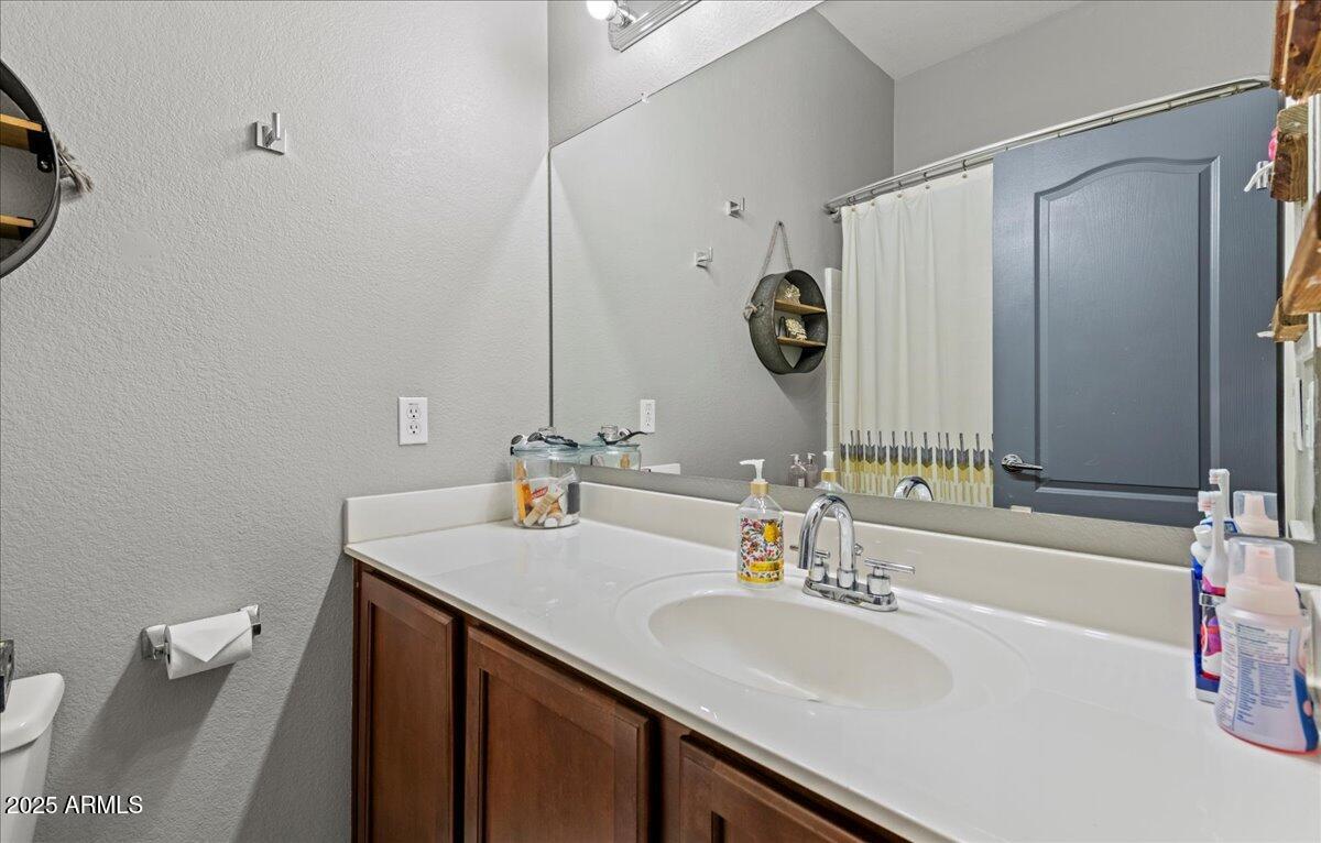 2727 N PRICE Road 26