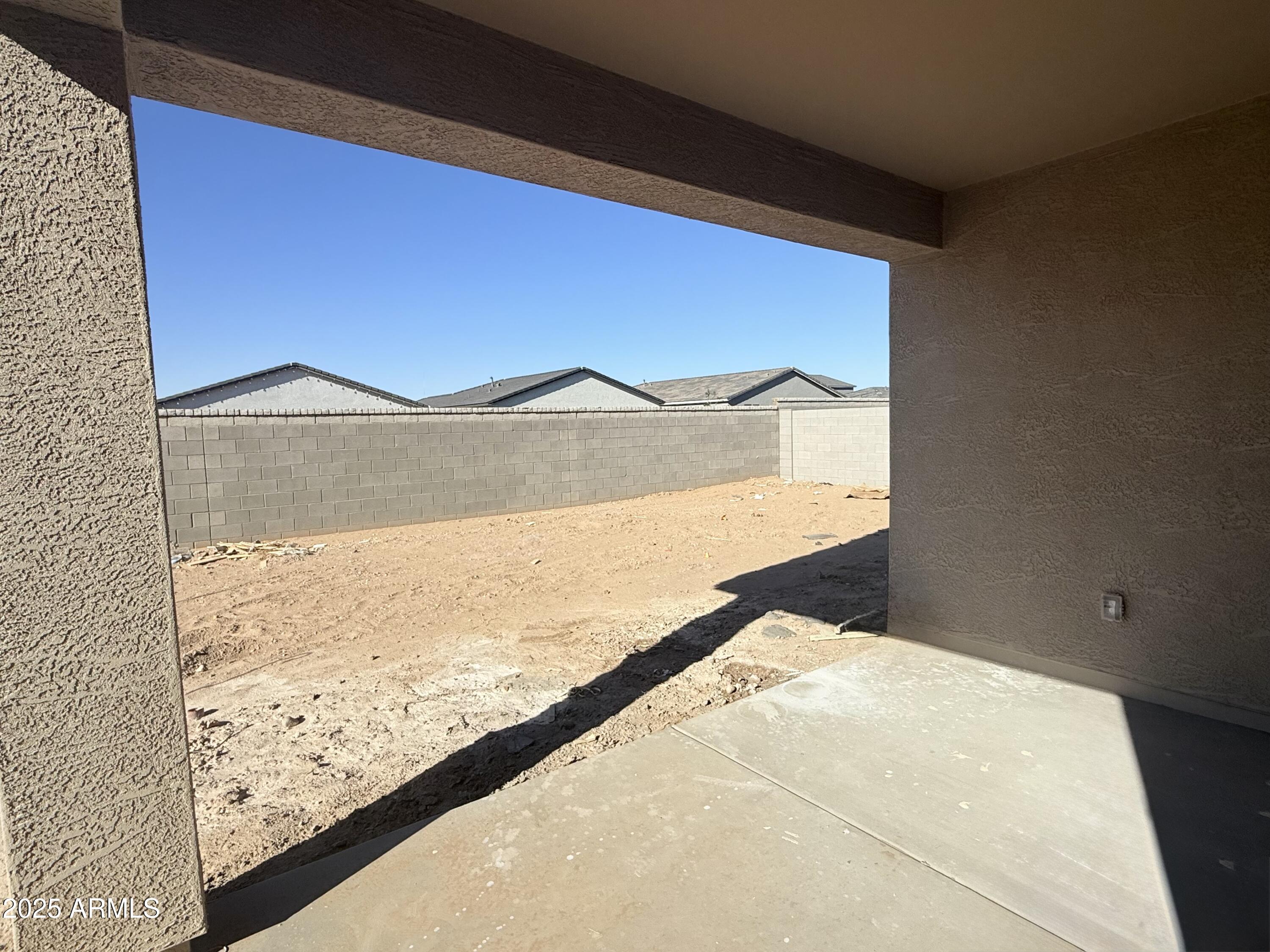 2416 E SPUR Drive