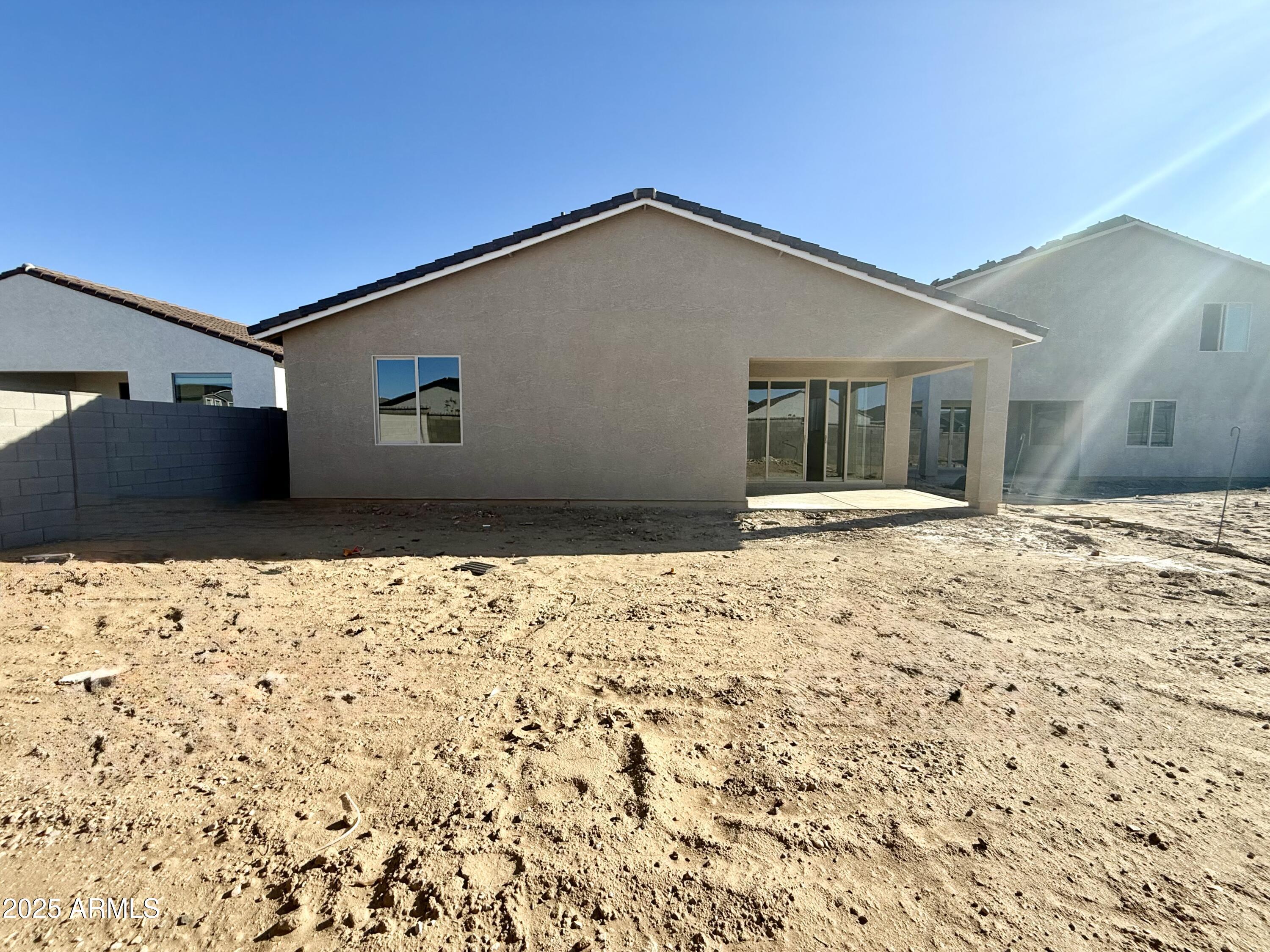 2416 E SPUR Drive
