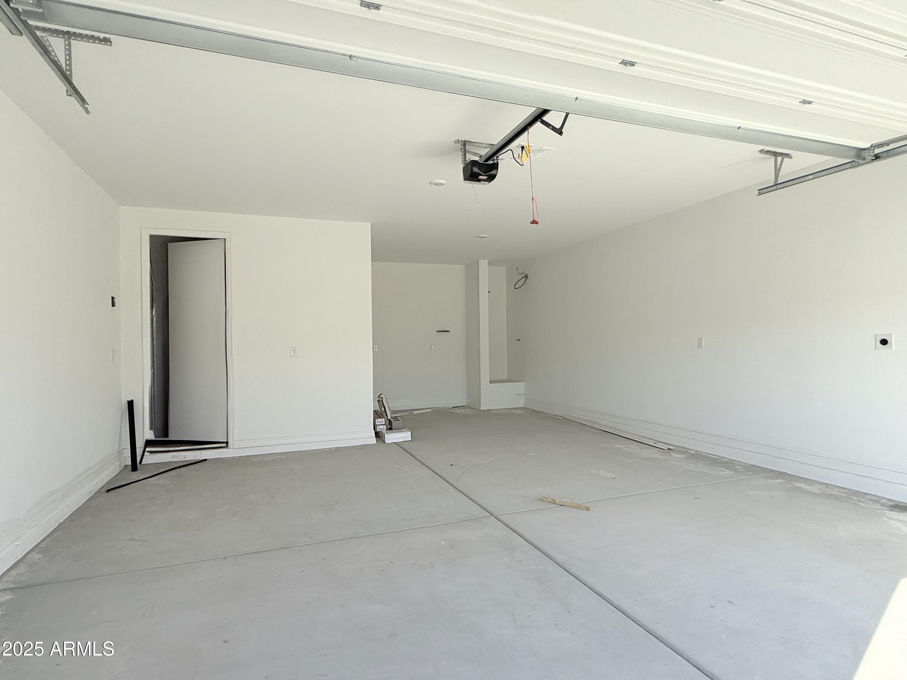 2416 E SPUR Drive