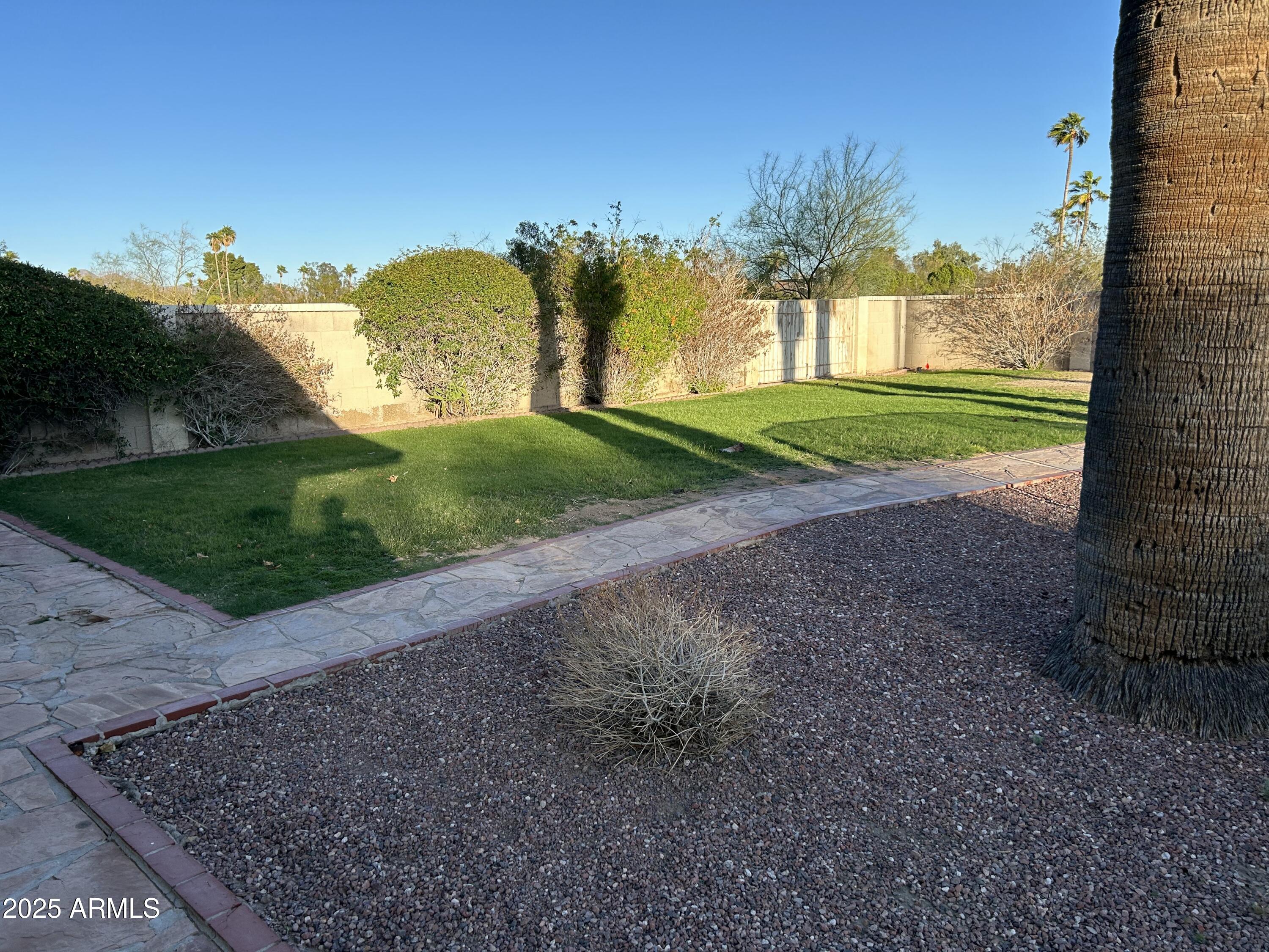 10249 N 58TH Place