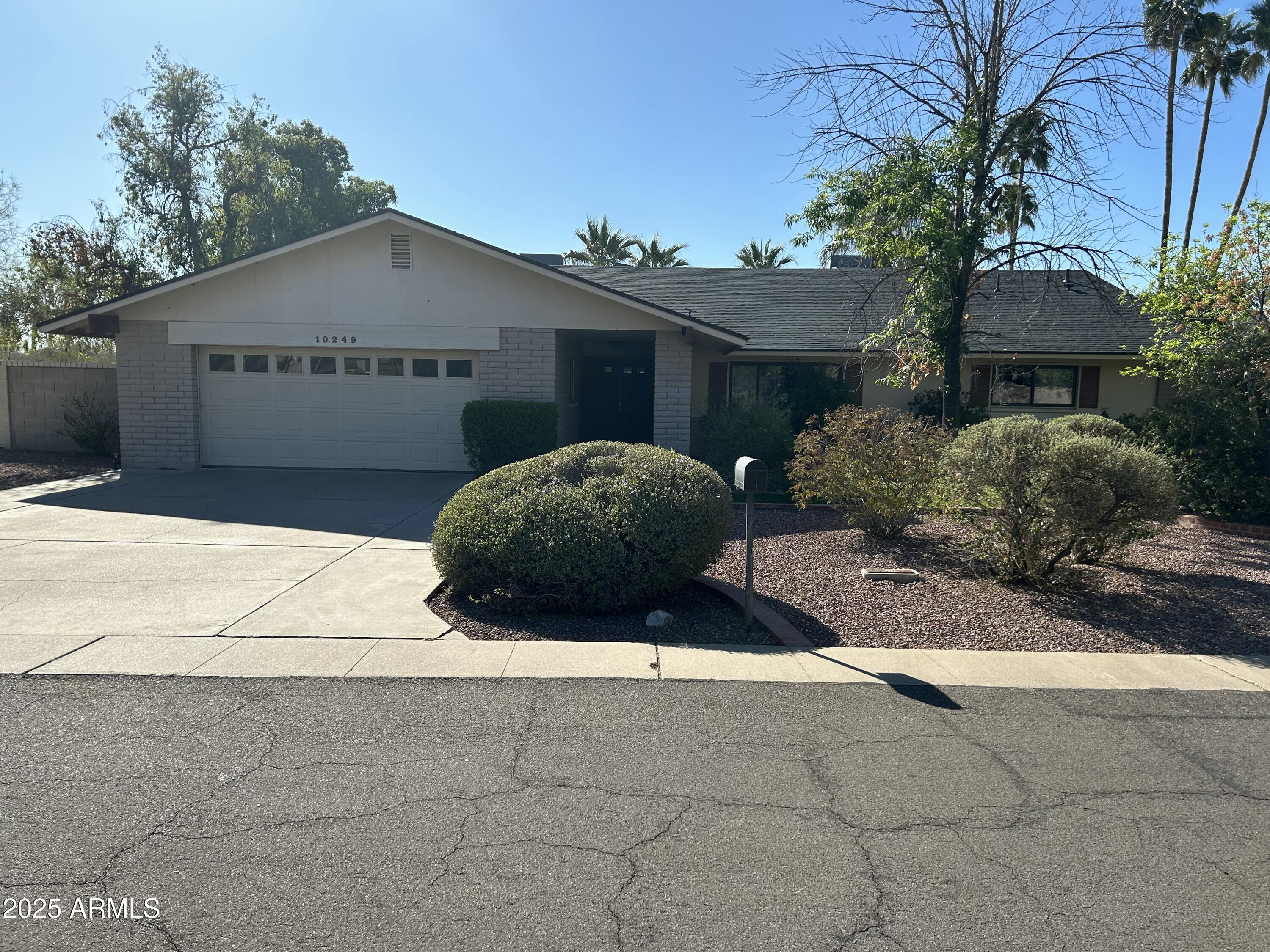 10249 N 58TH Place
