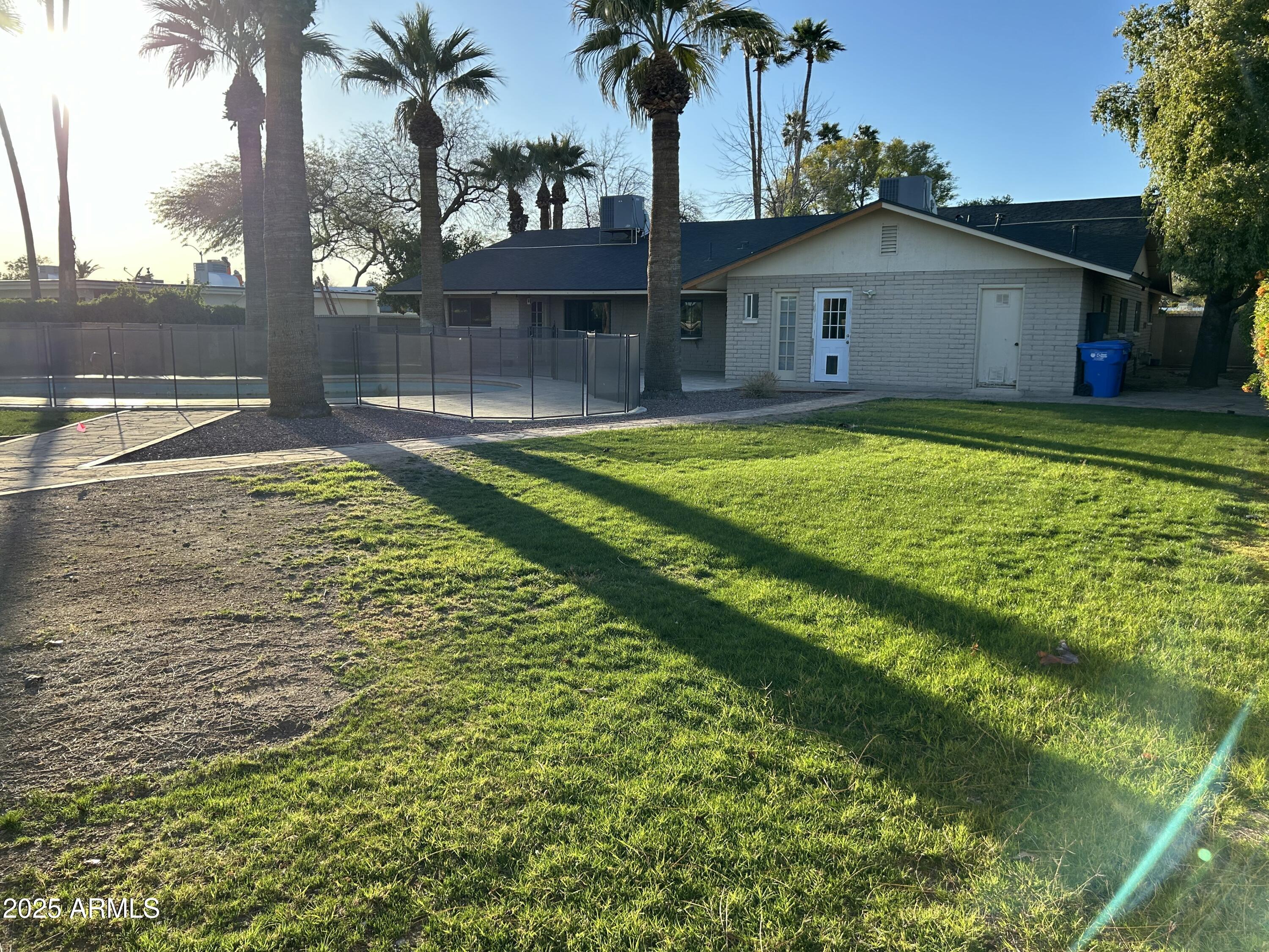 10249 N 58TH Place