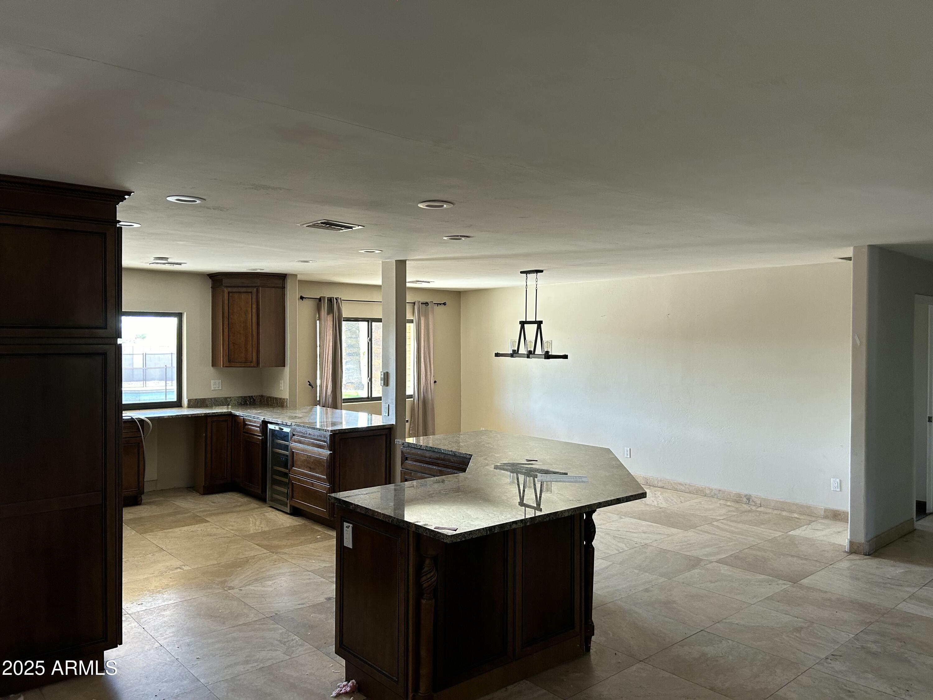 10249 N 58TH Place
