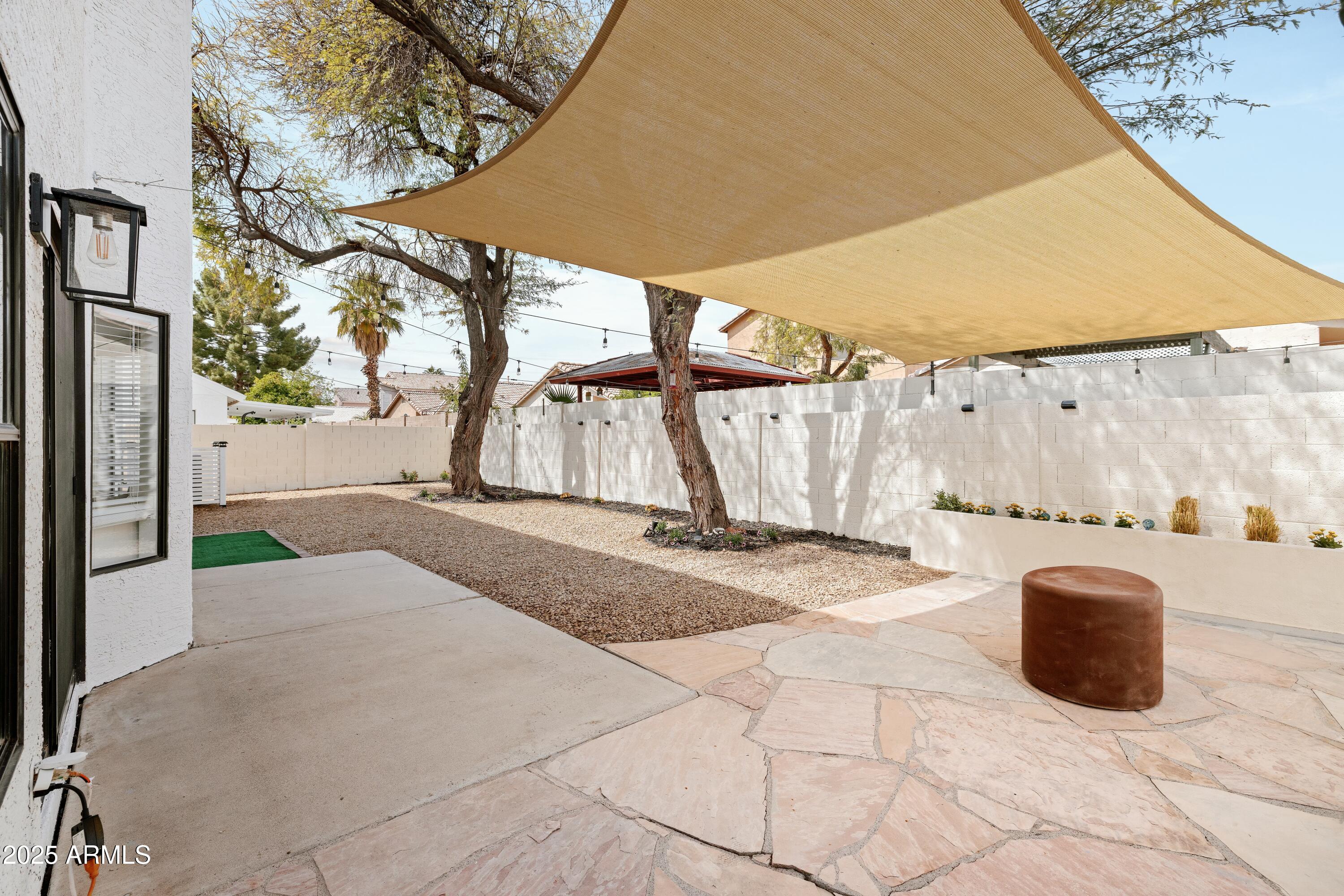 3230 E TOPEKA Drive