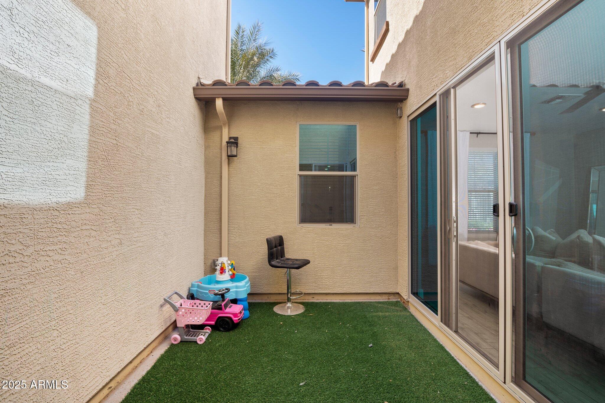 3855 S MCQUEEN Road 21