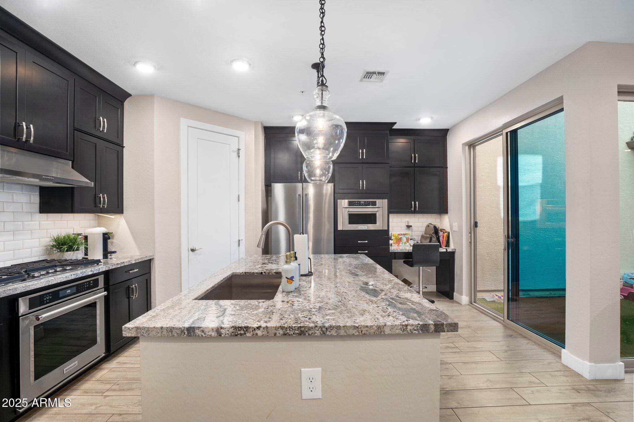 3855 S MCQUEEN Road 21