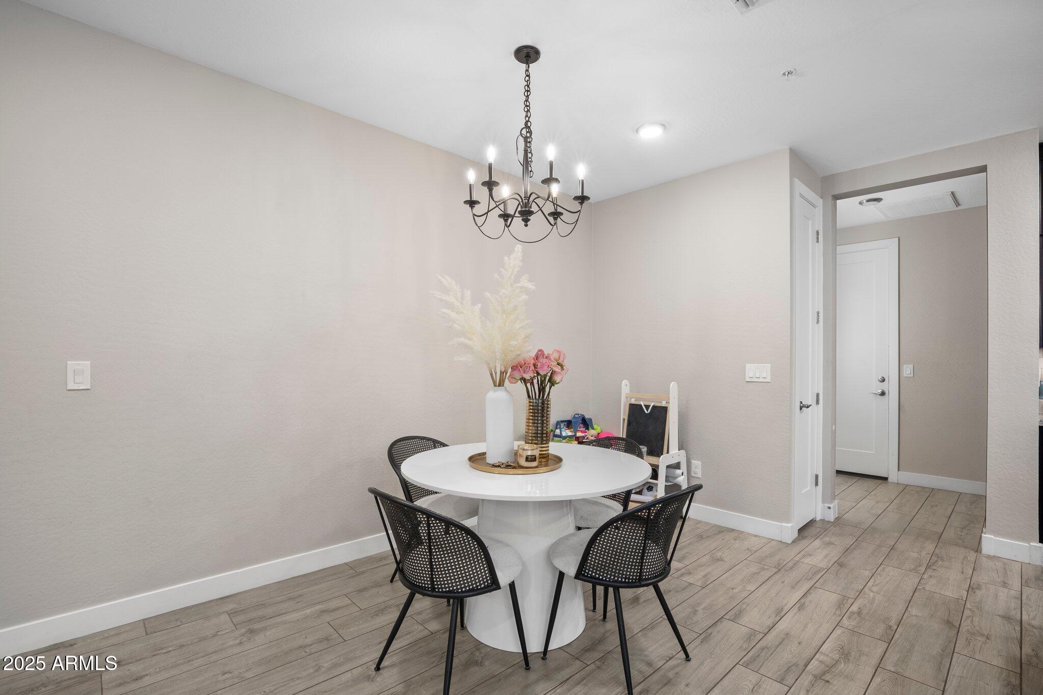 3855 S MCQUEEN Road 21