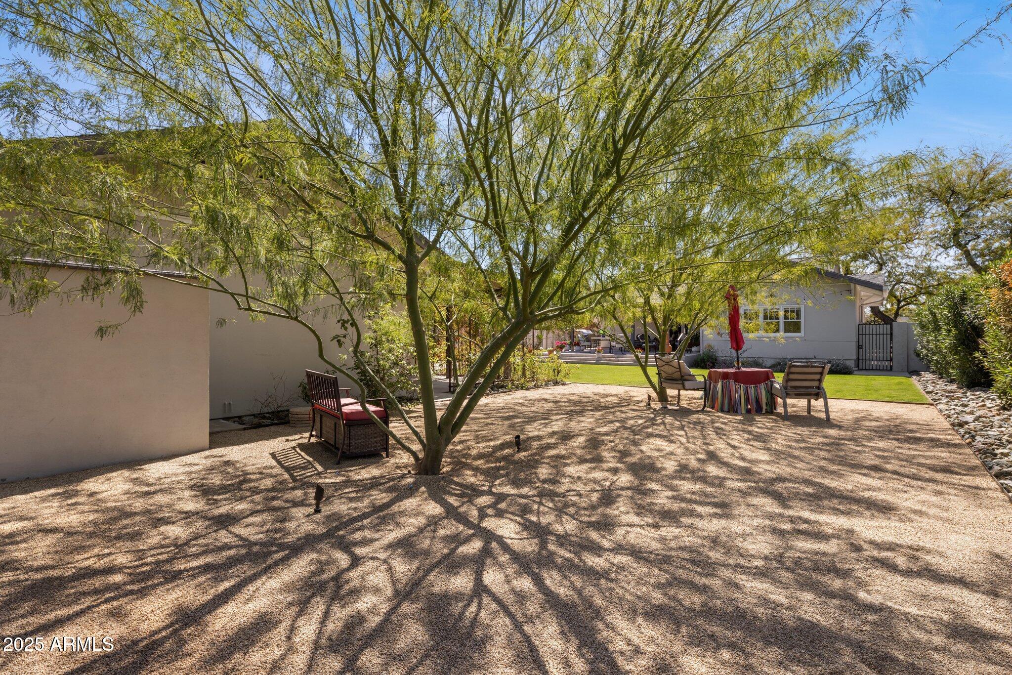 144 W PALM Lane