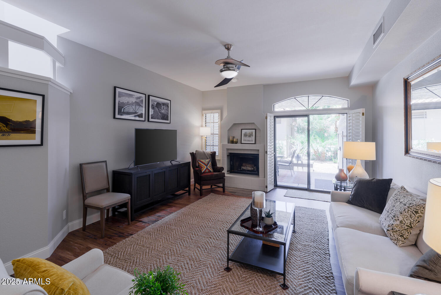 10017 E MOUNTAIN VIEW Road 1087