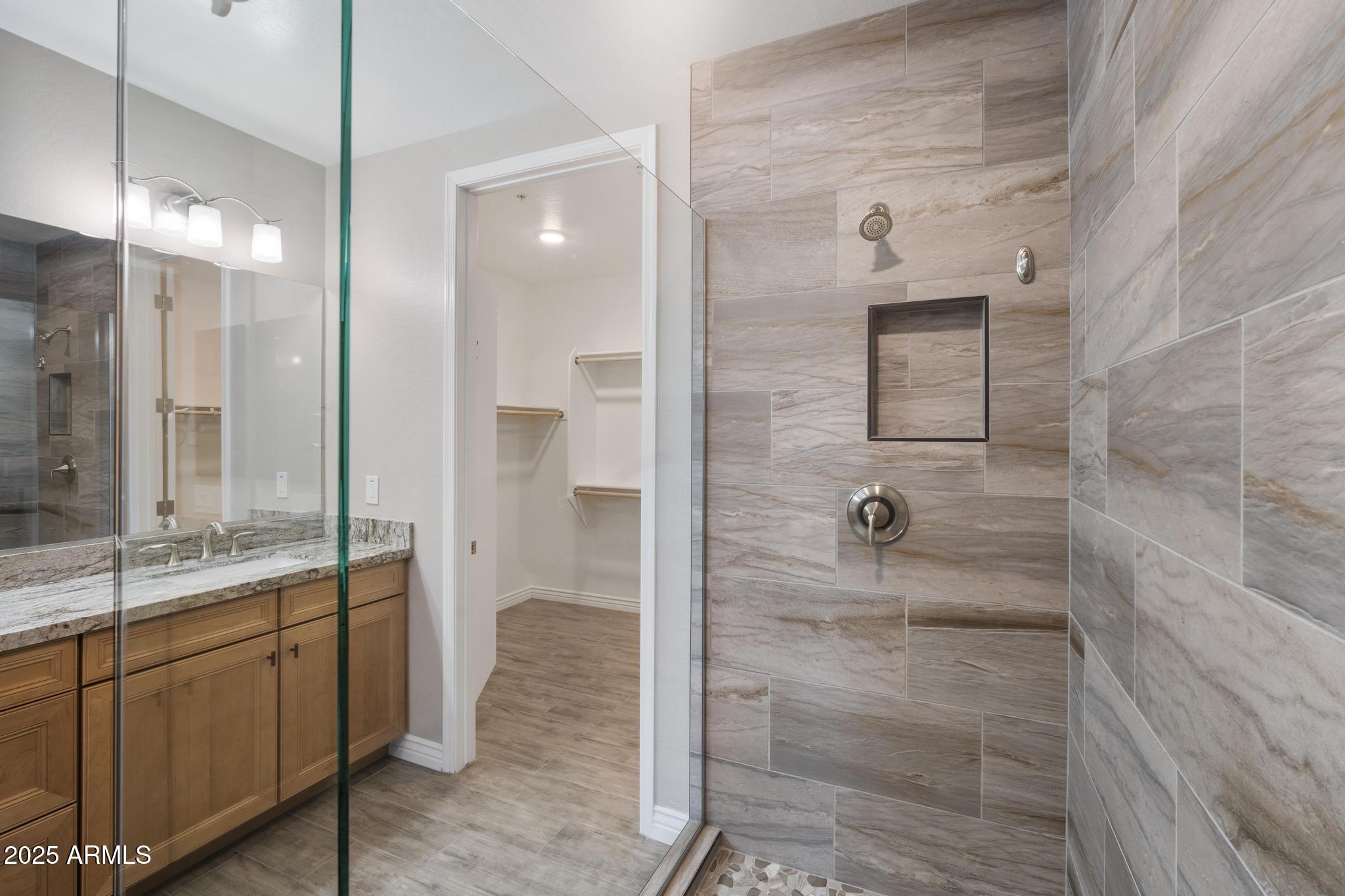 5100 E RANCHO PALOMA Drive E 1046